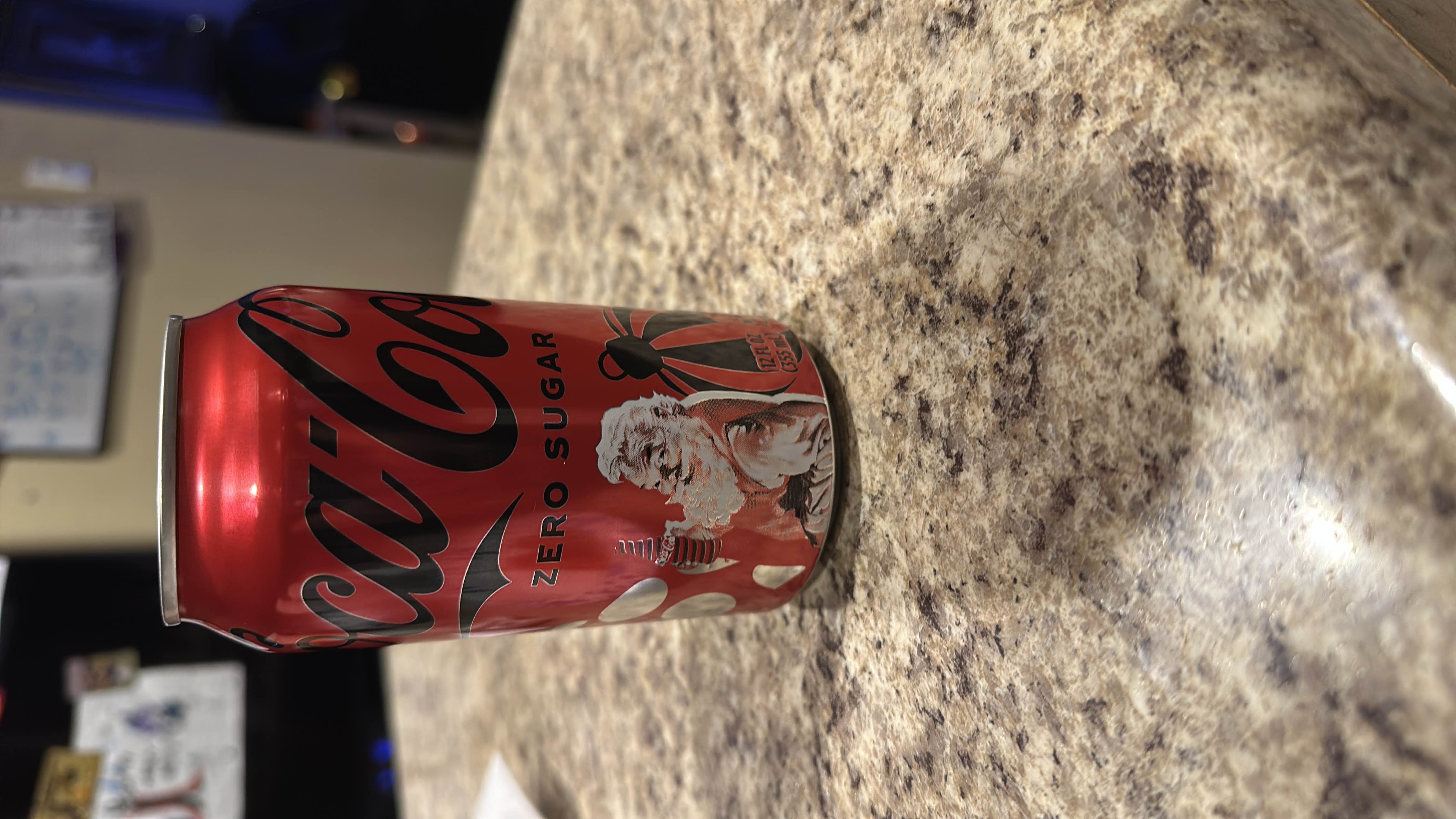 A can of Coca-Cola Zero Sugar, a zero-calorie soft drink with no sugar and artificial sweeteners.