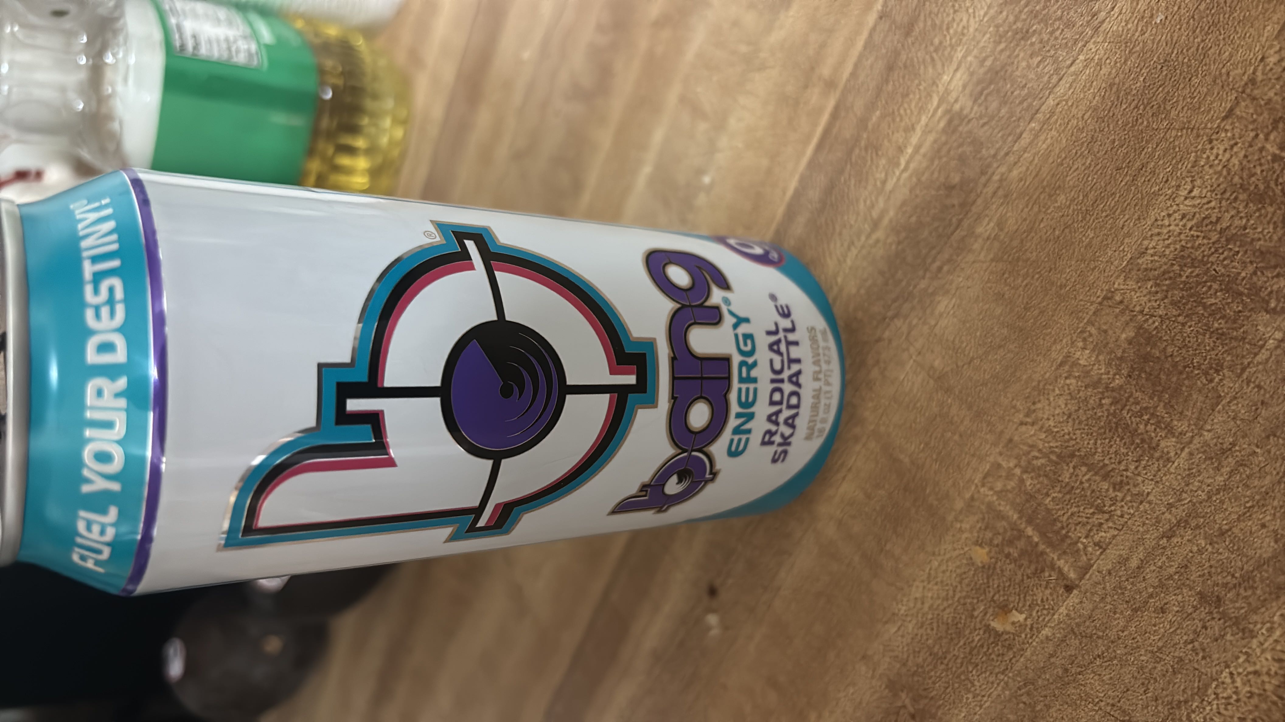 Bang Energy drink with zero calories, zero carbs, and zero fats, featuring caffeine and natural flavors.