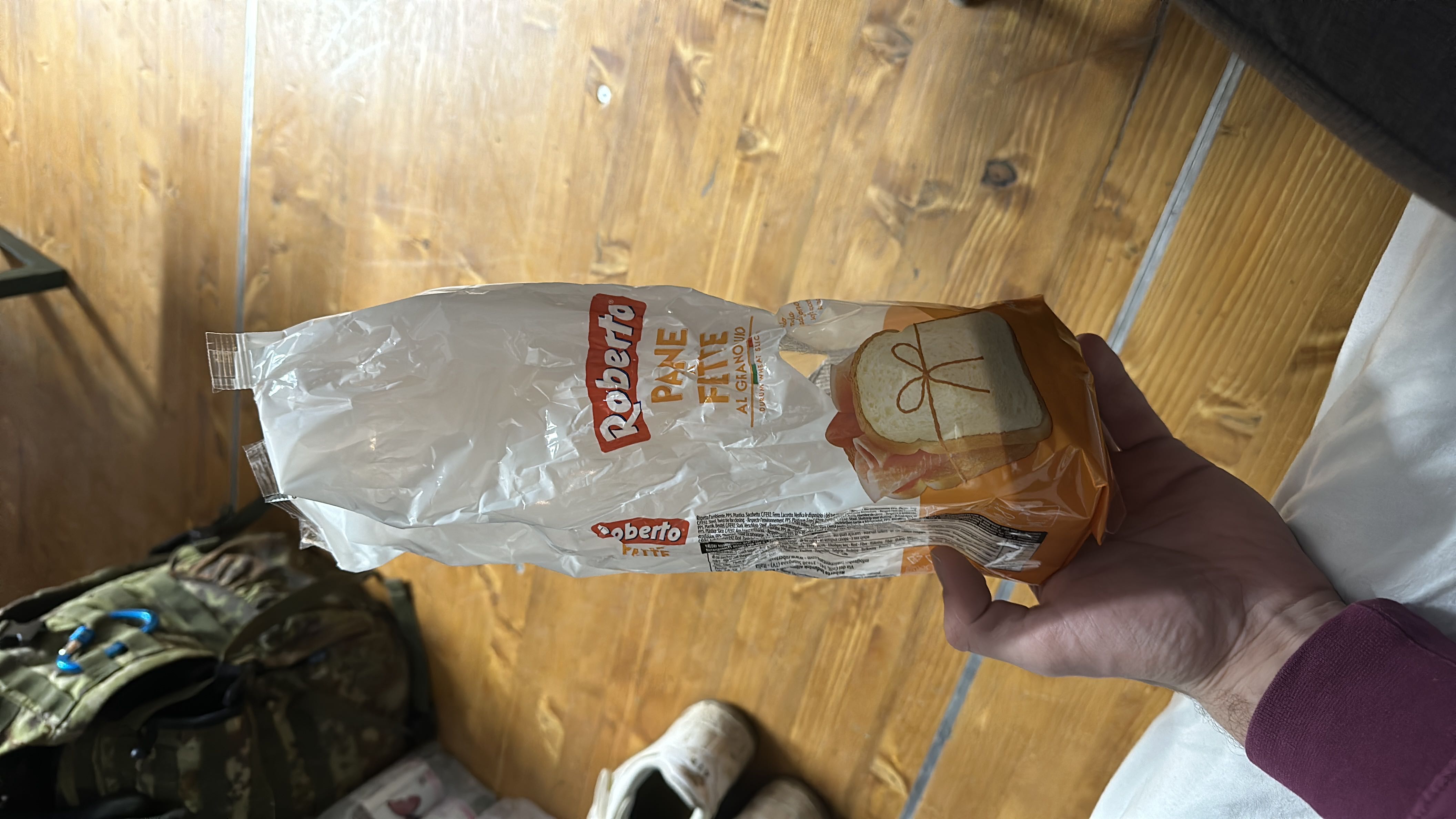 This is a packaged sliced bread product made from wheat flour, suitable for various meals and snacks.