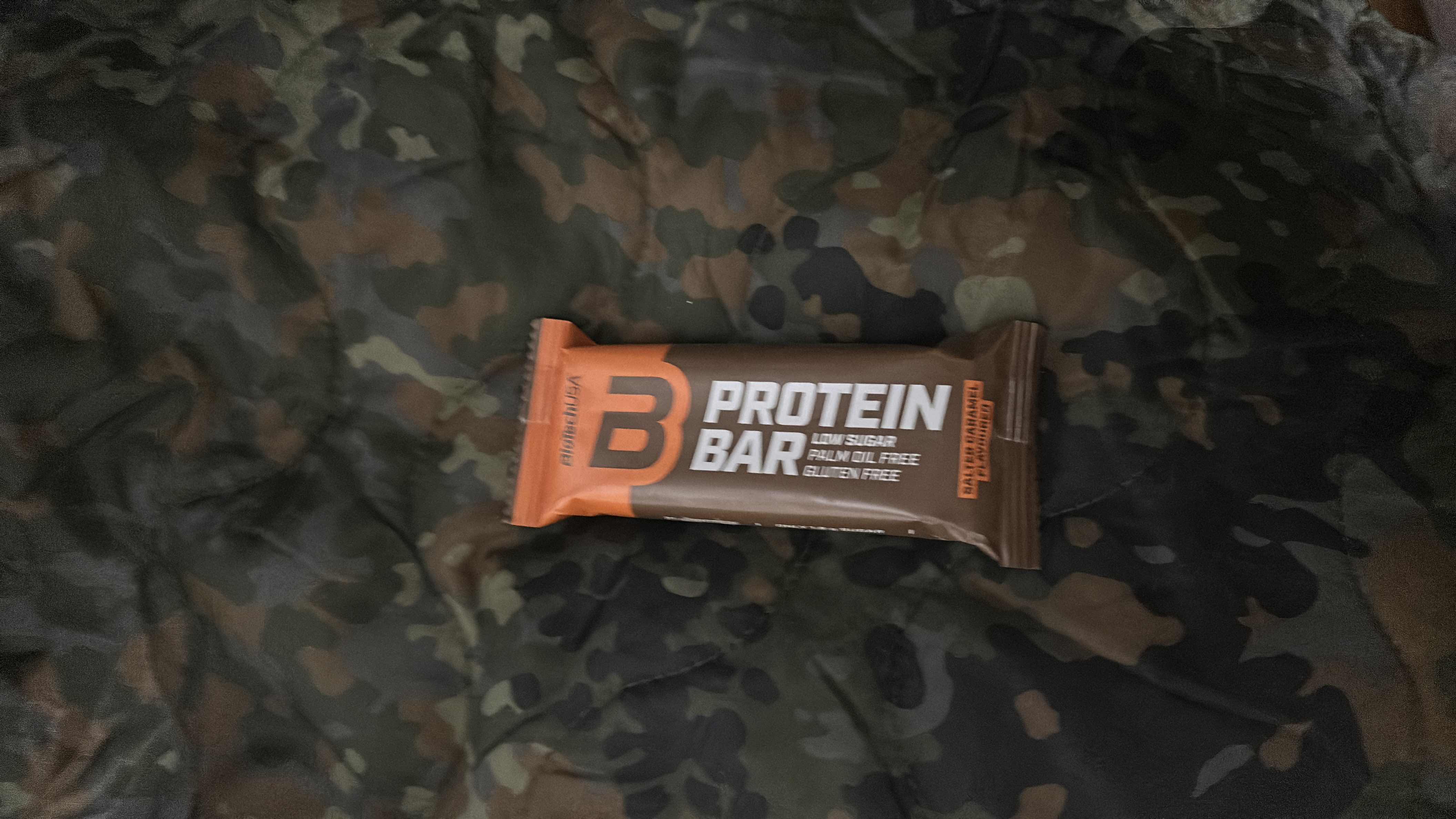 A salted caramel flavored protein bar with a moderate protein content and relatively low sugar.