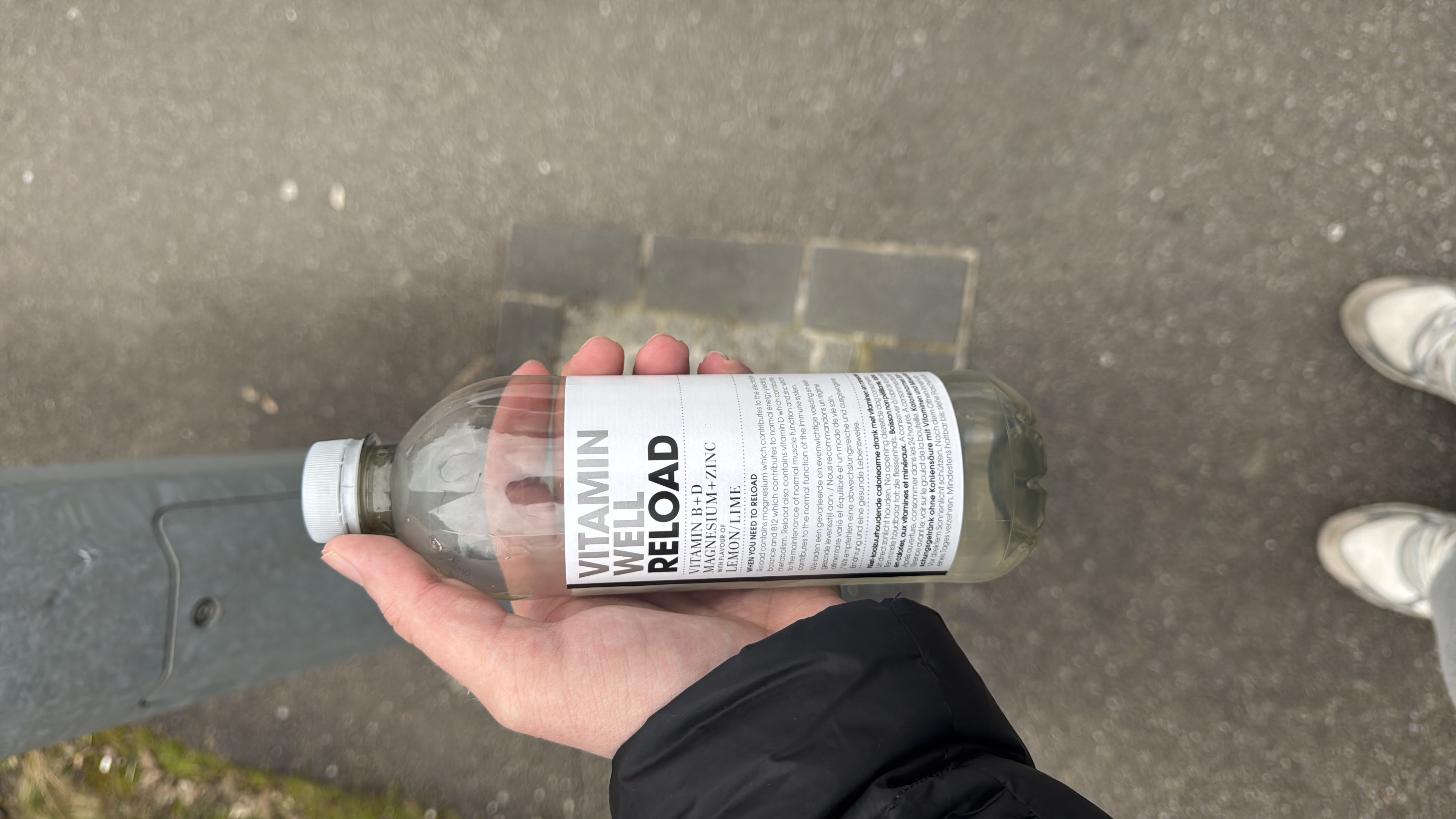 Vitamin Well Reload is a low-calorie, lemon/lime-flavored beverage enriched with vitamins B and D, magnesium, and zinc, designed to support normal muscle function and reduce fatigue.