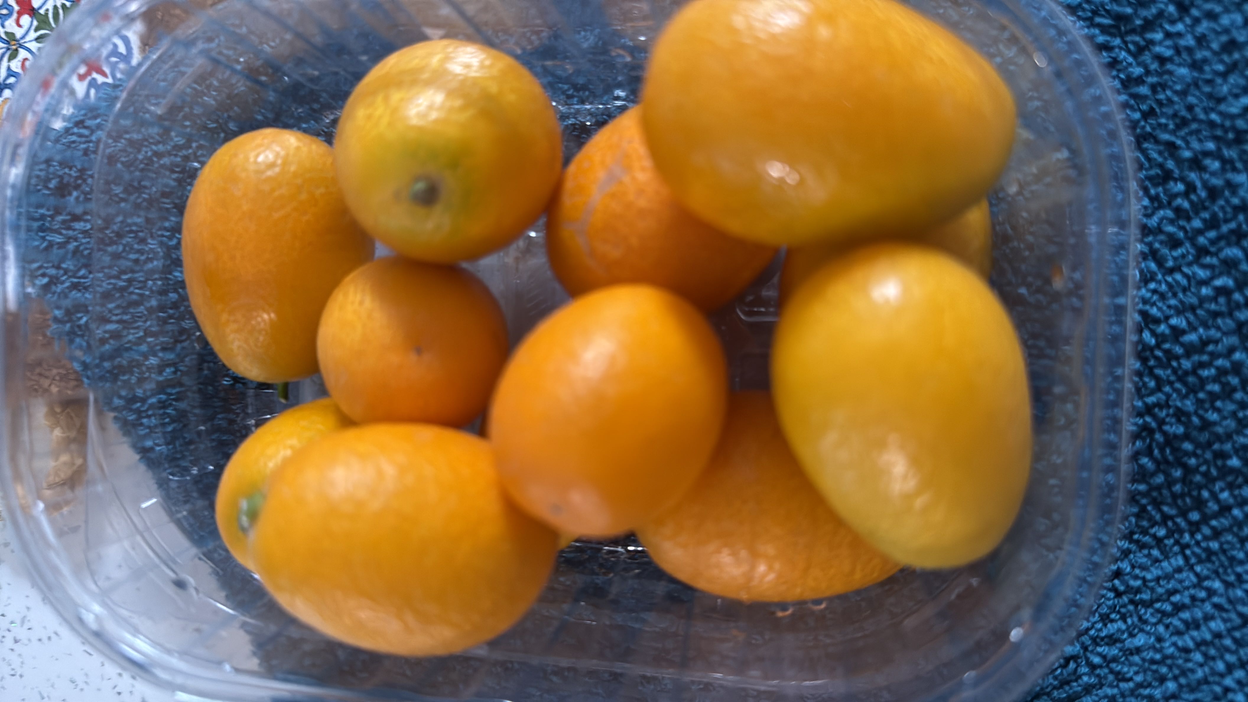 Kumquats are small citrus fruits that are rich in fiber, vitamin C, and antioxidants. They are low in calories and provide a healthy snack option.