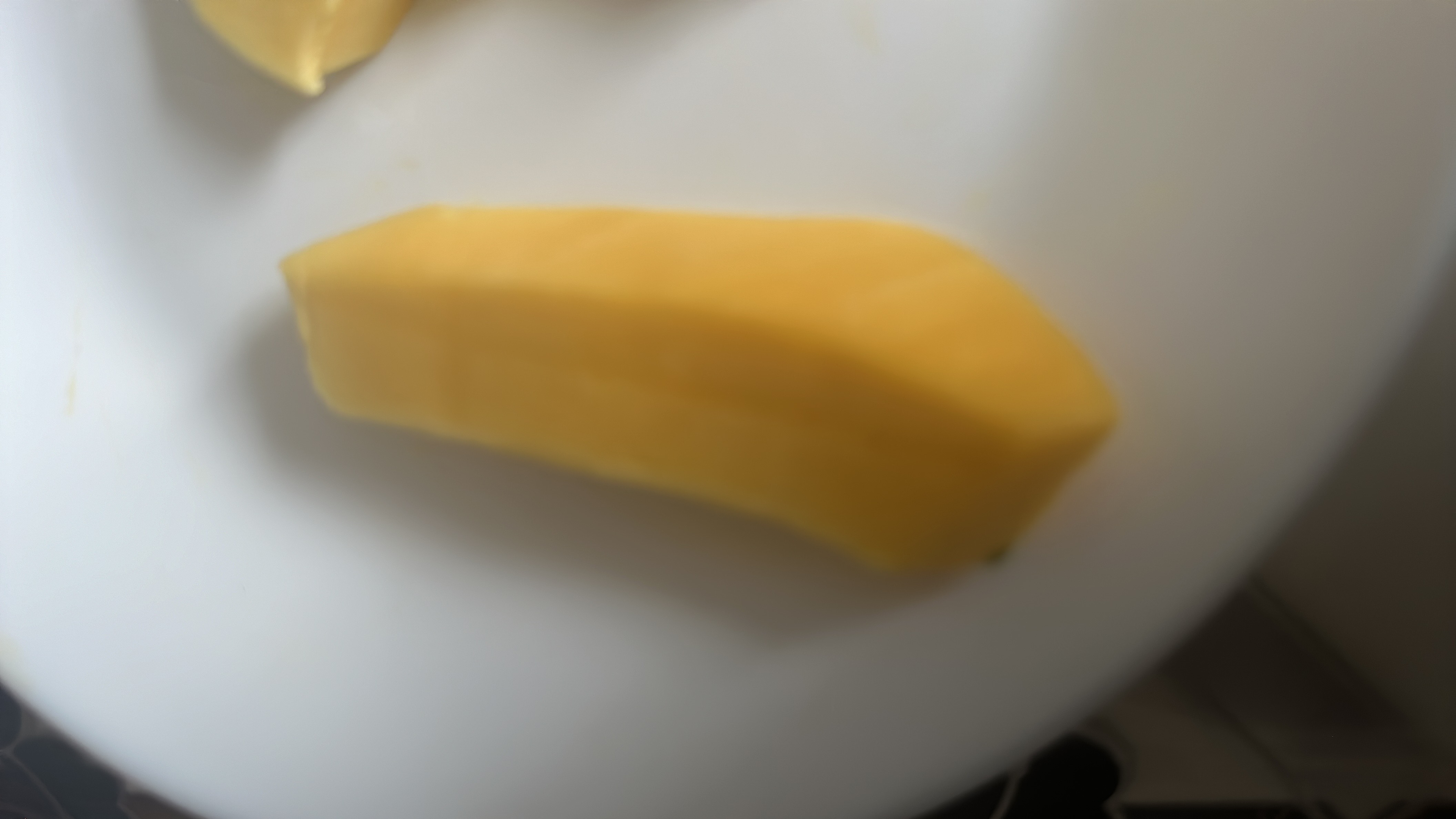 Peeled Mango Slice