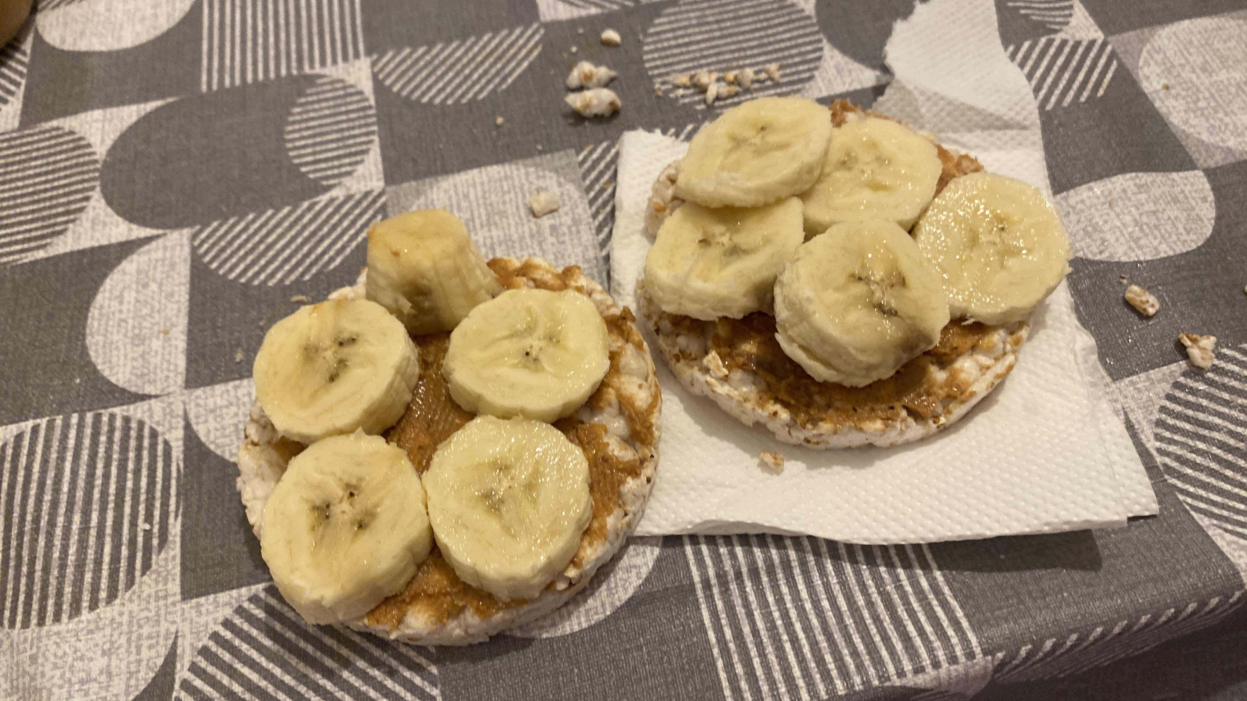 Rice Cakes with Banana