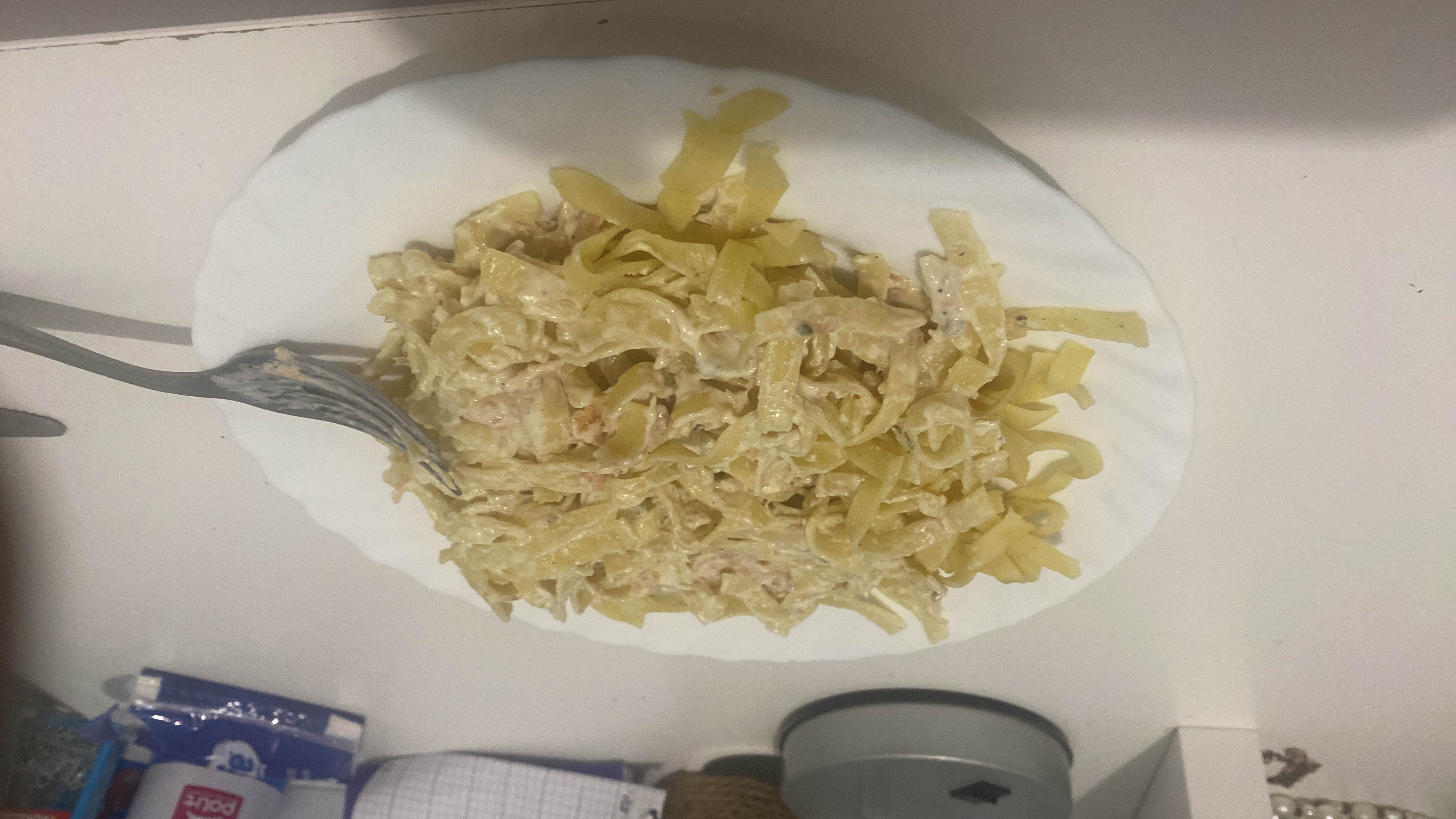 Pâtes à la crème et saumon