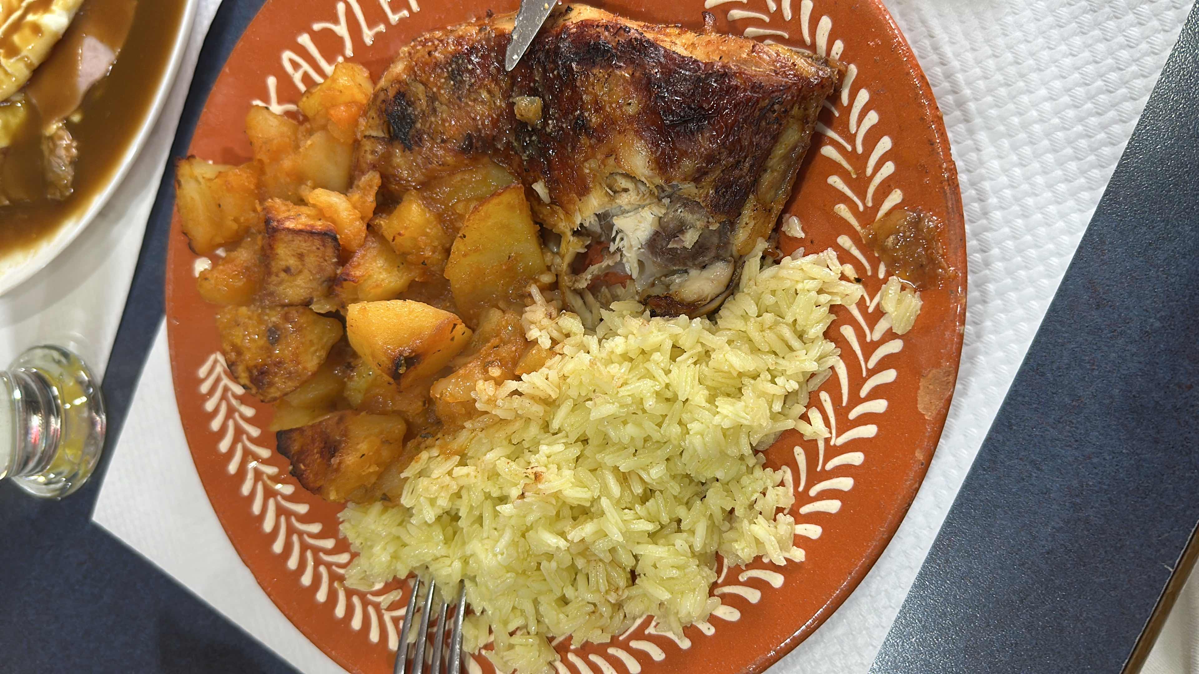 Gegrilltes Hähnchen mit Reis