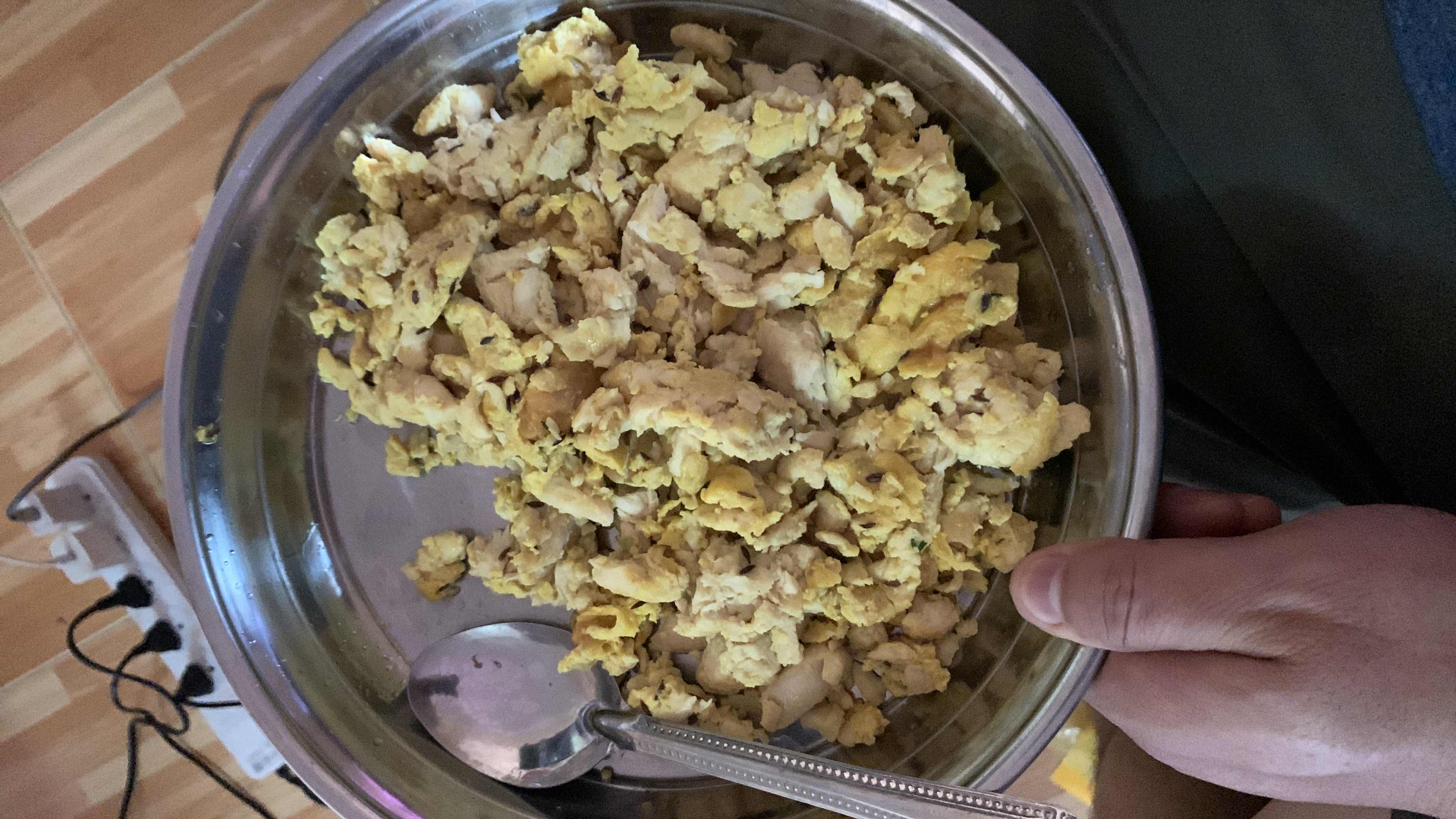 Scrambled Eggs with Chicken