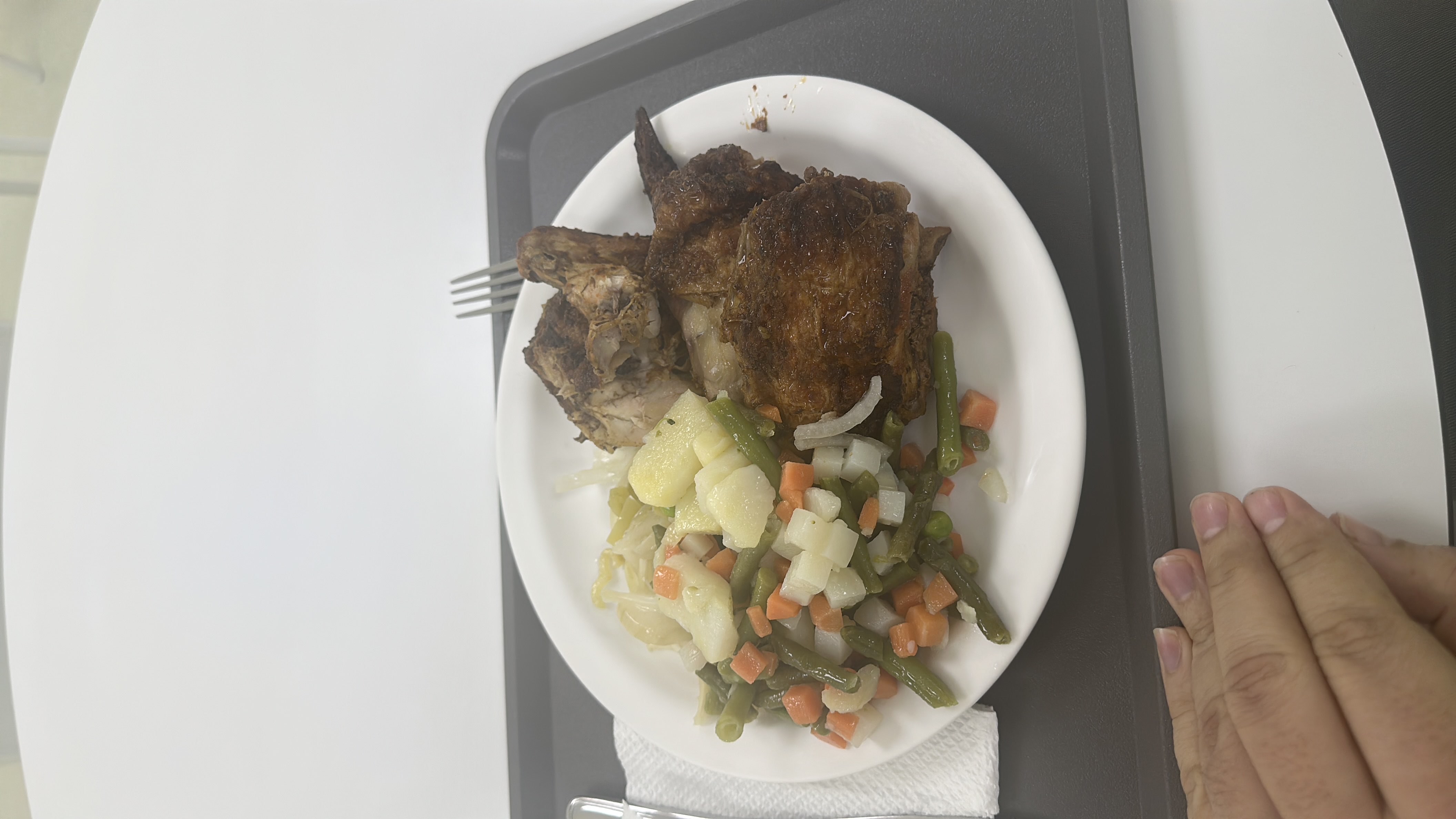 Pollo asado con verduras