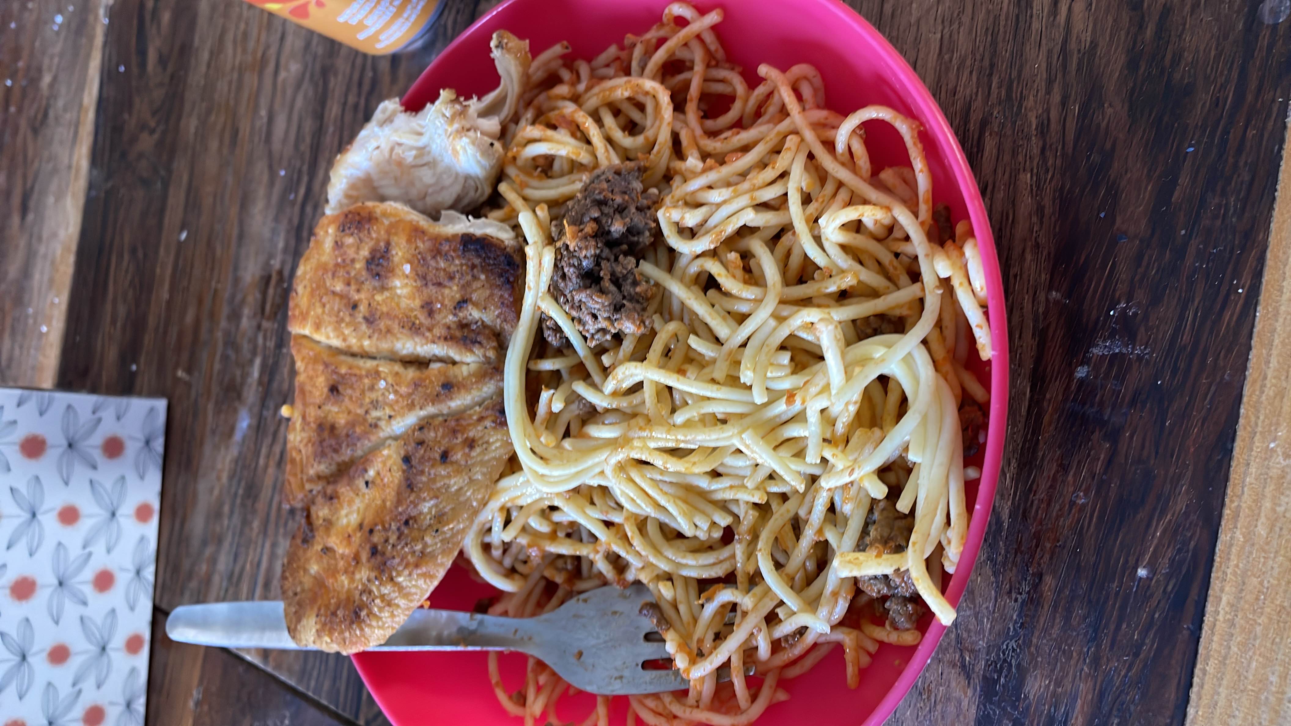 Espaguetis con pollo