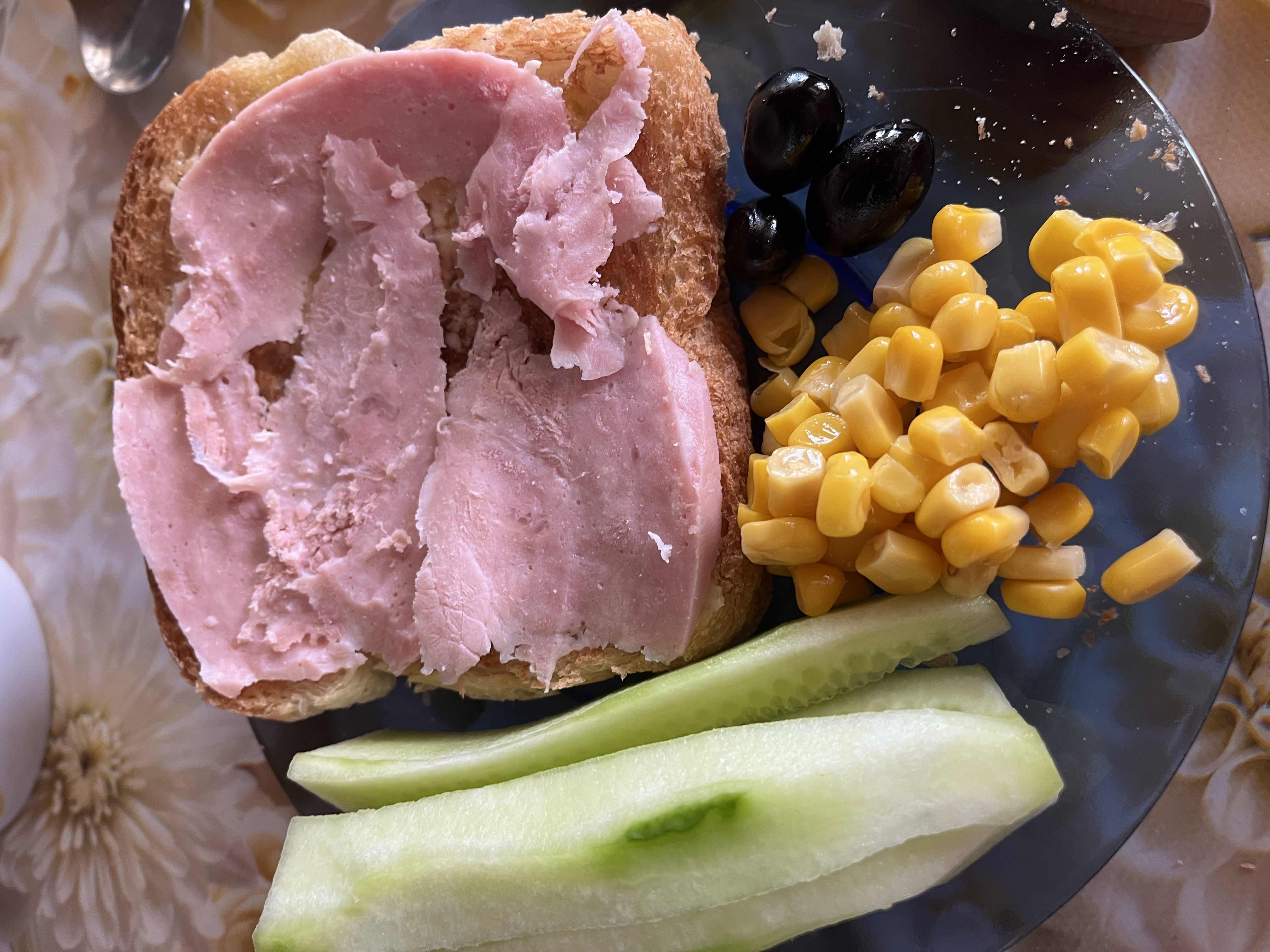 Ham Toast with Vegetables