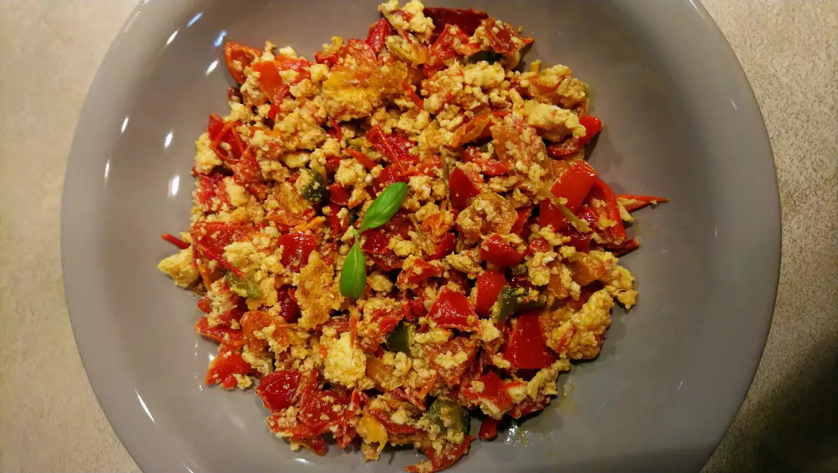 Scrambled Eggs with Peppers