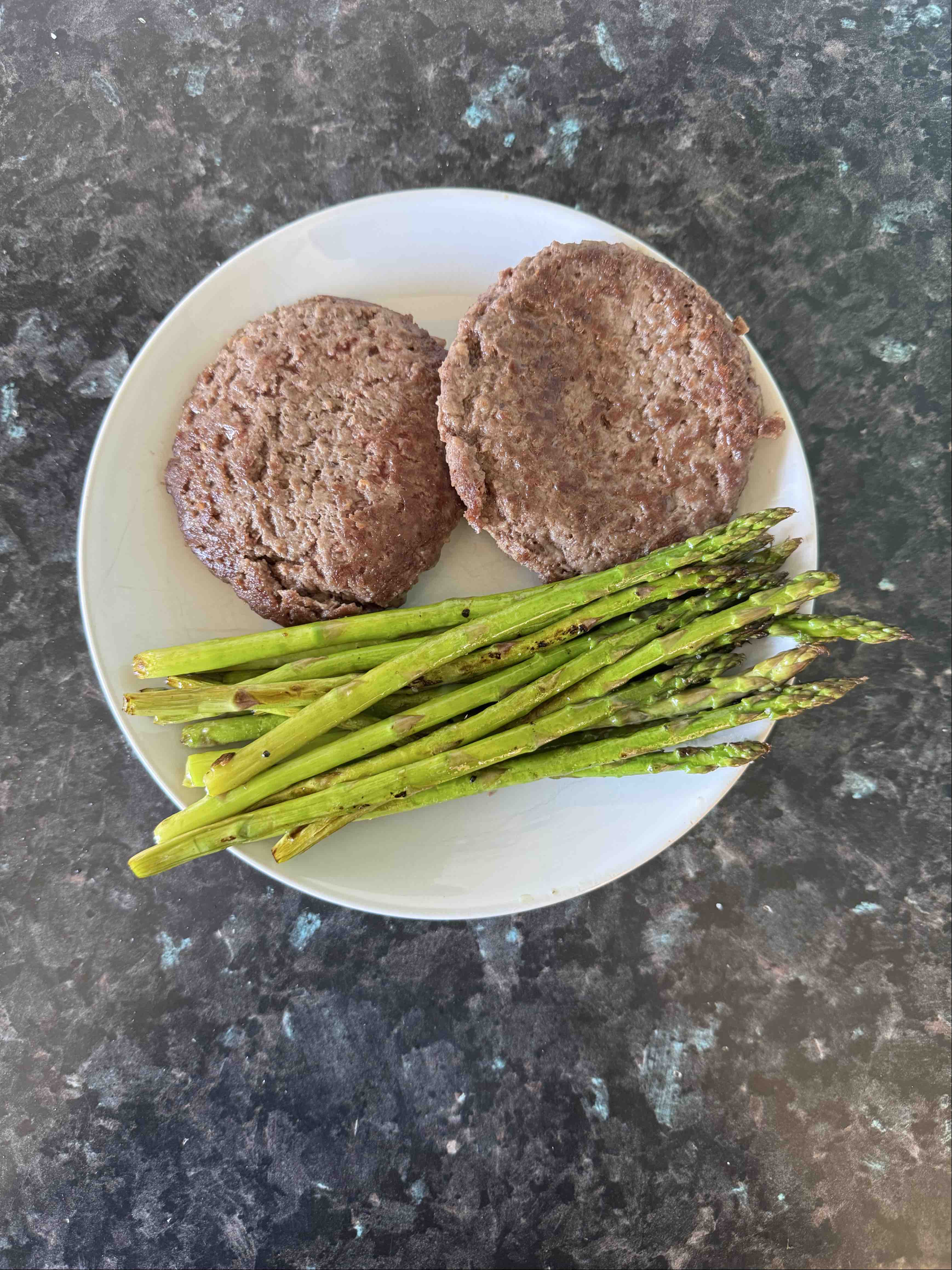 Beef Patties with Asparagus