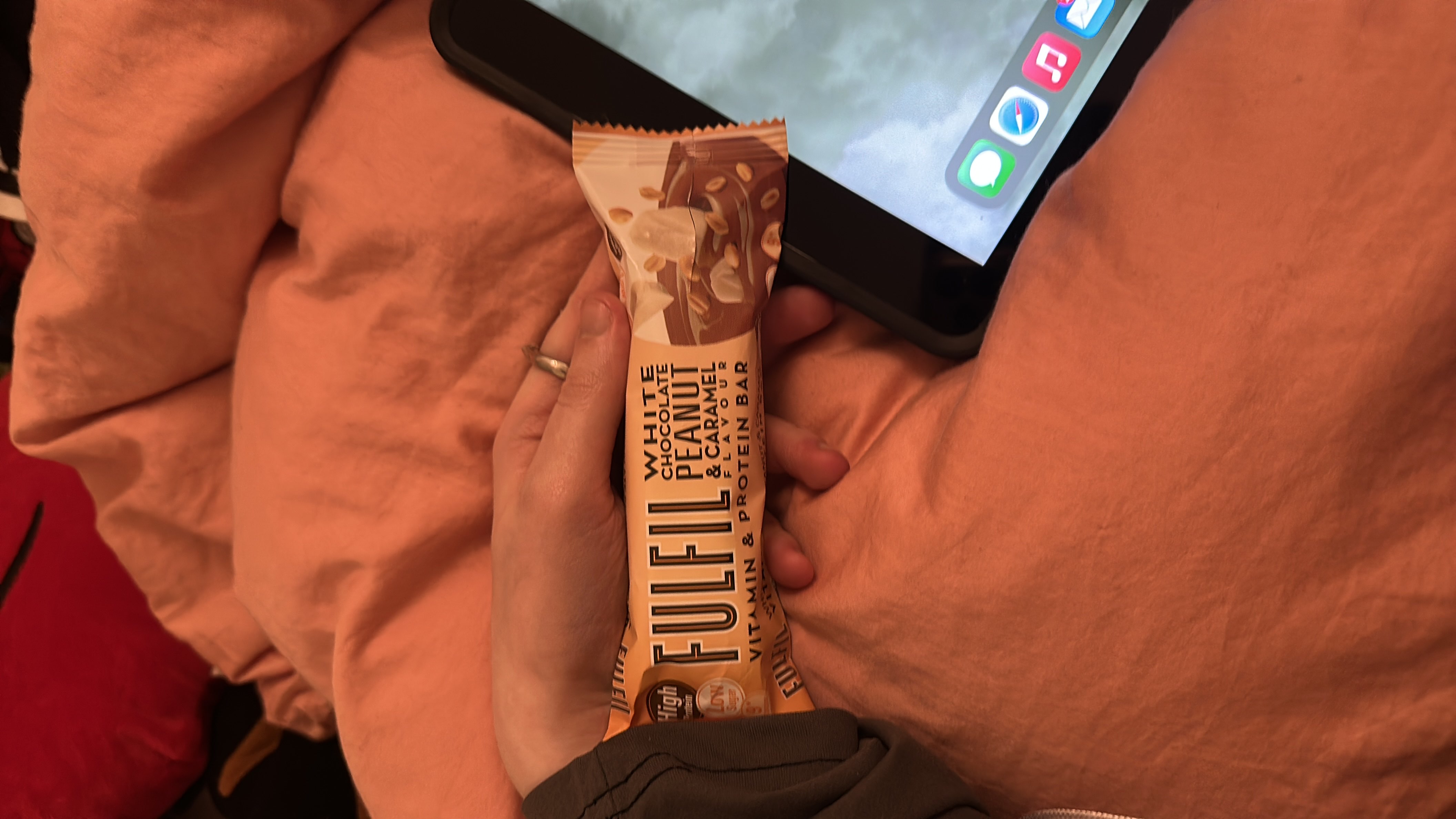 Fulfil White Choc Peanut Bar