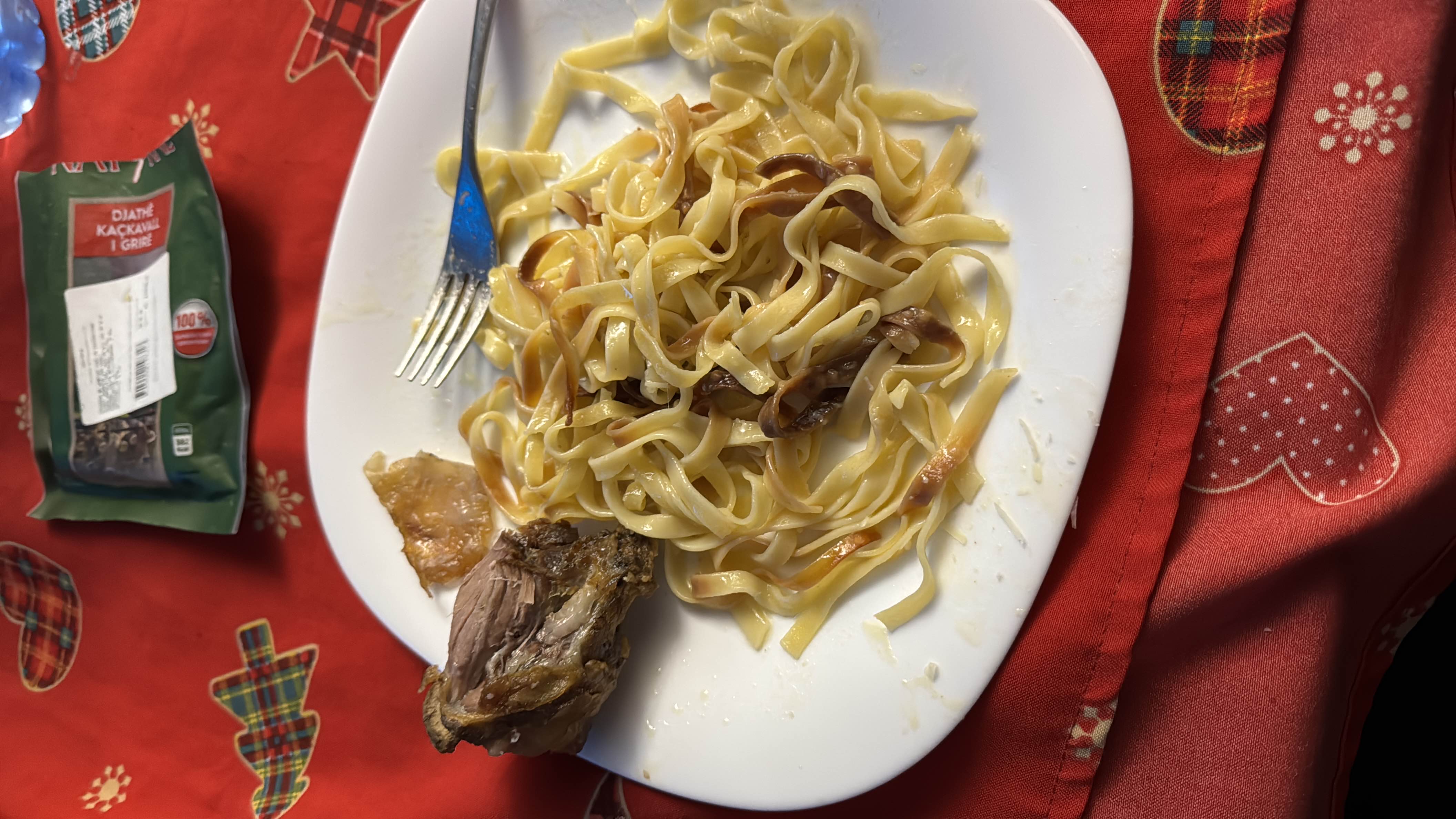 Pasta with Roasted Meat