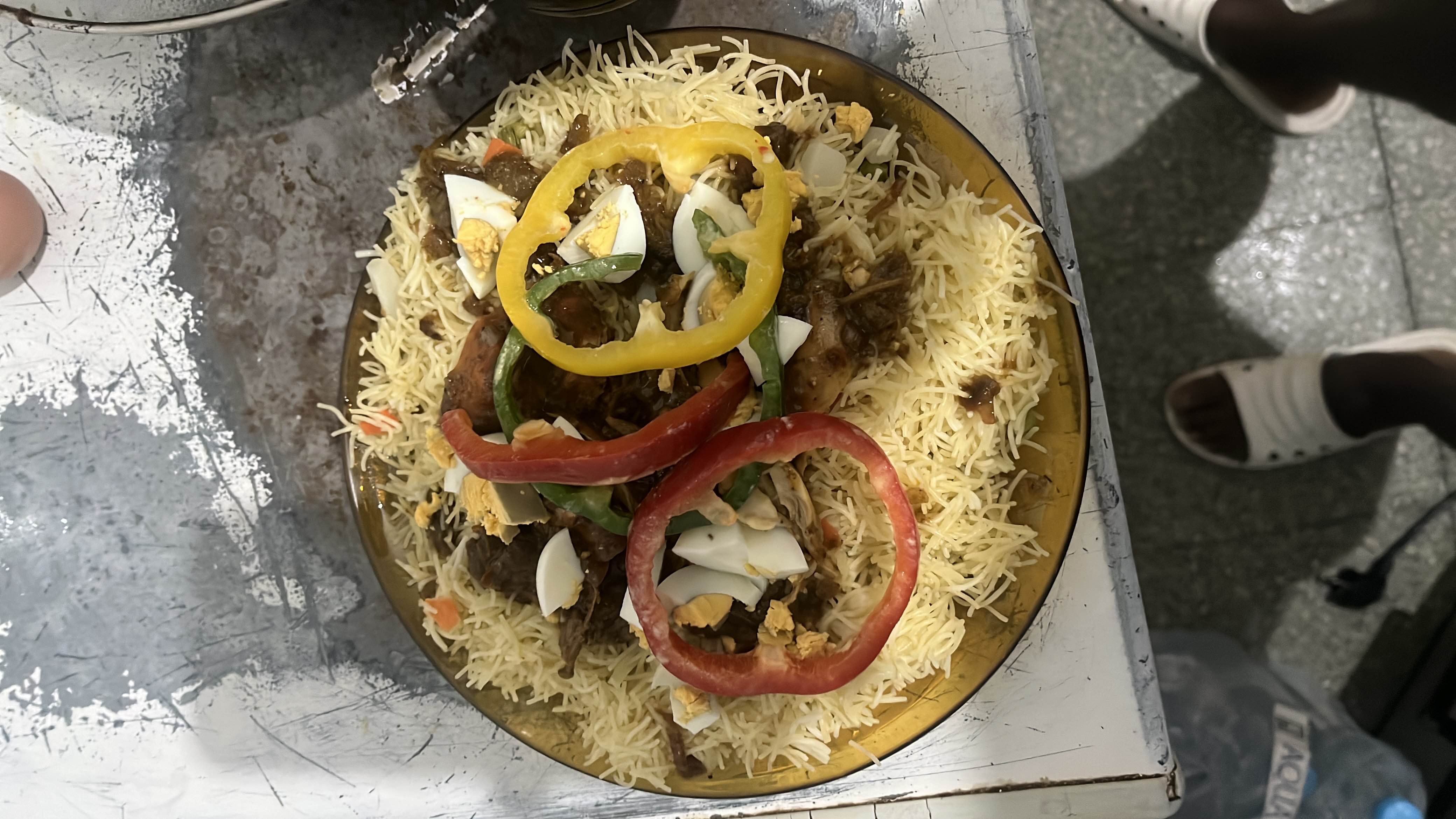 Arroz con carne y verduras