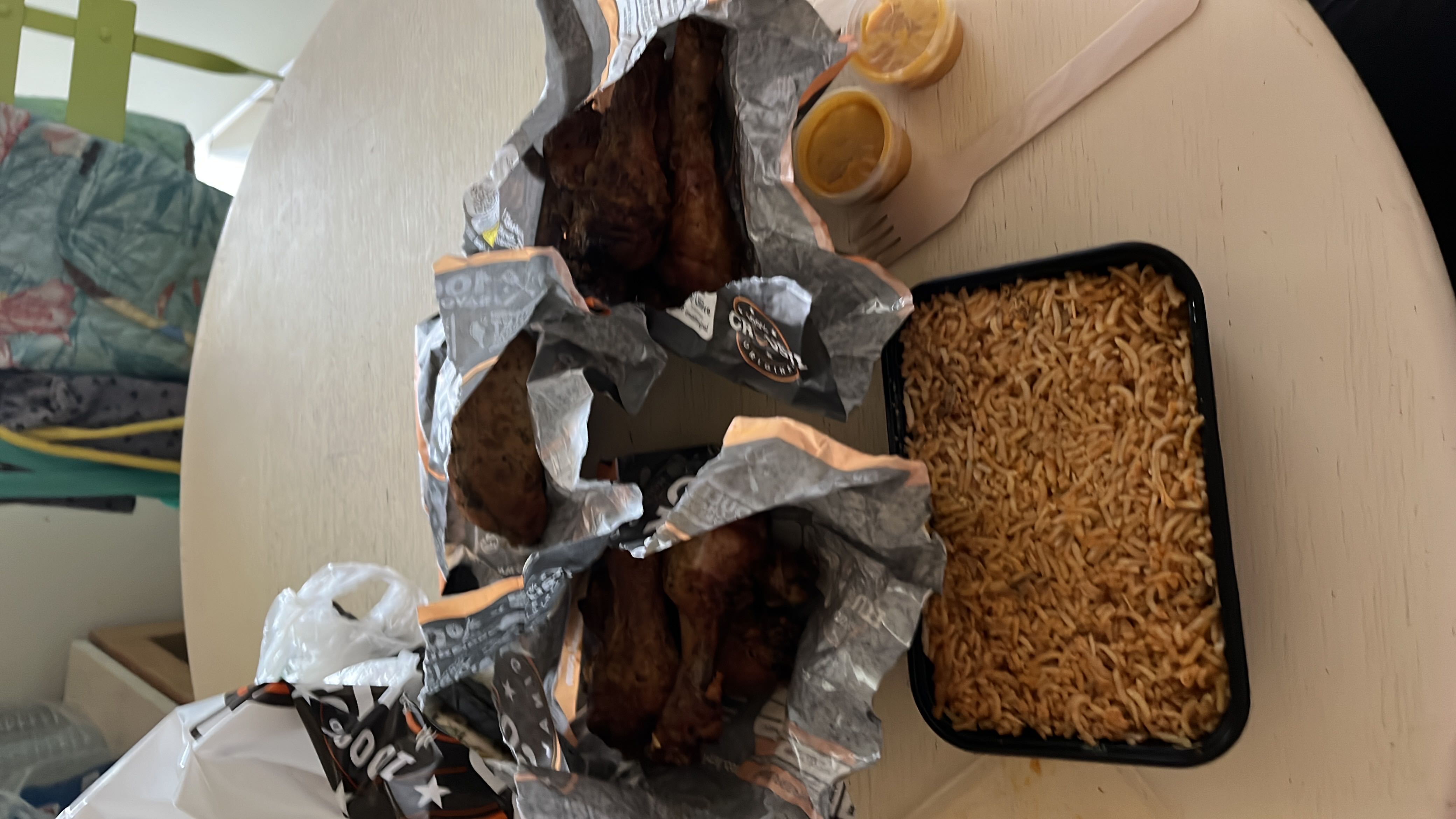 Poulet rôti avec nouilles