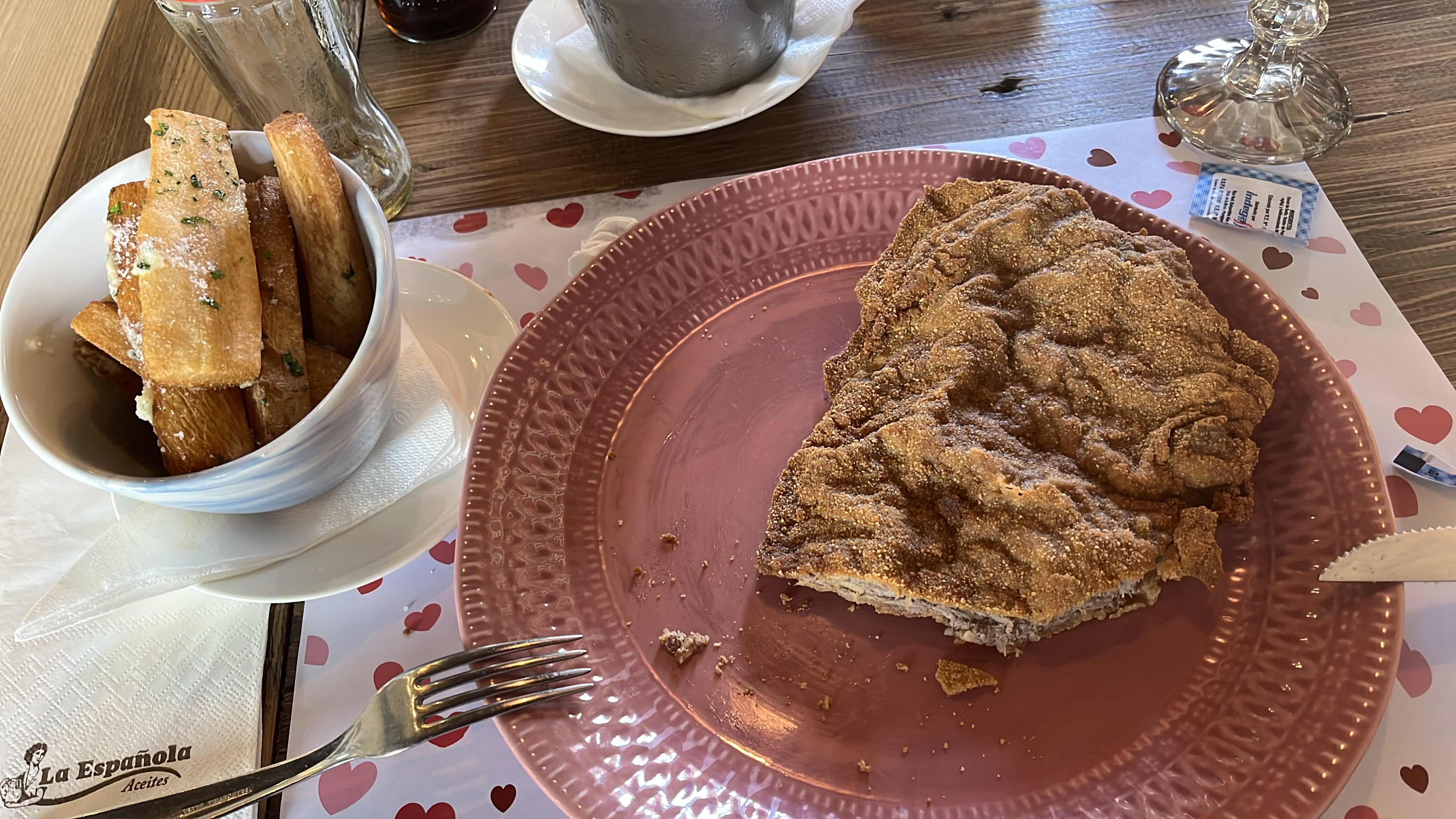 Milanesa with Yuca Fries