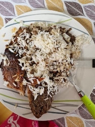 Riz avec viande grillée
