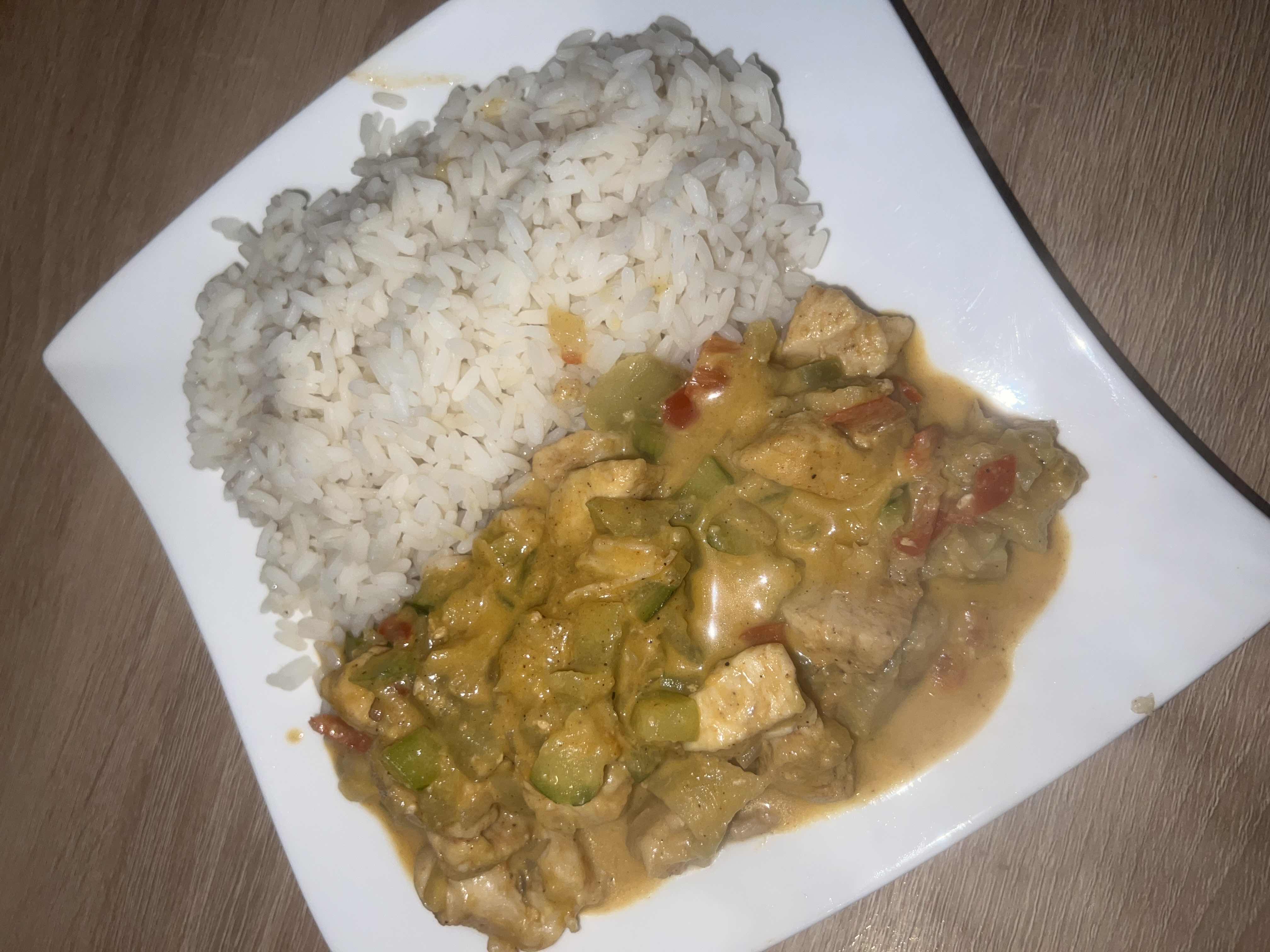 Hähnchencurry mit Reis