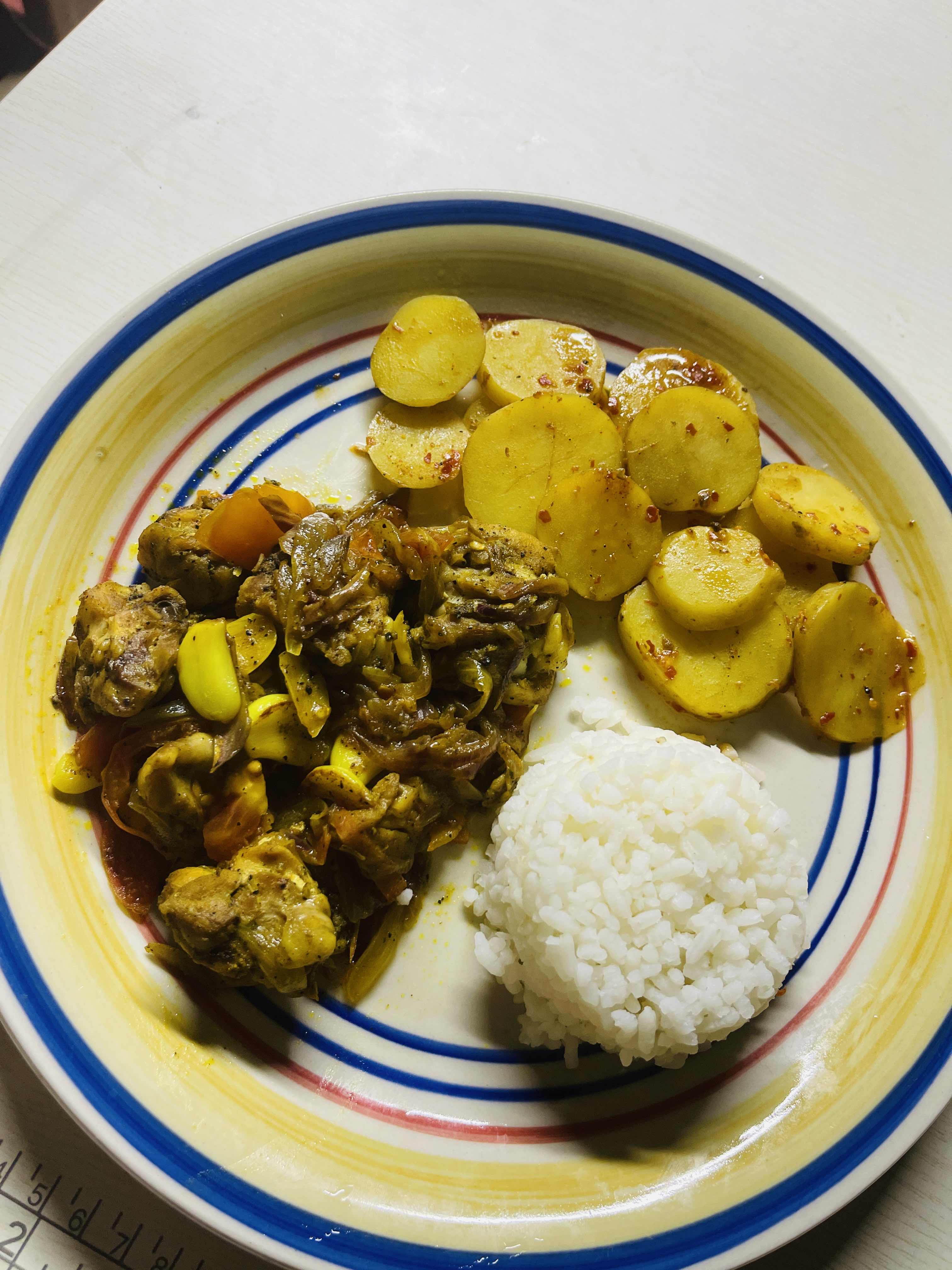 Chicken with Rice and Potatoes