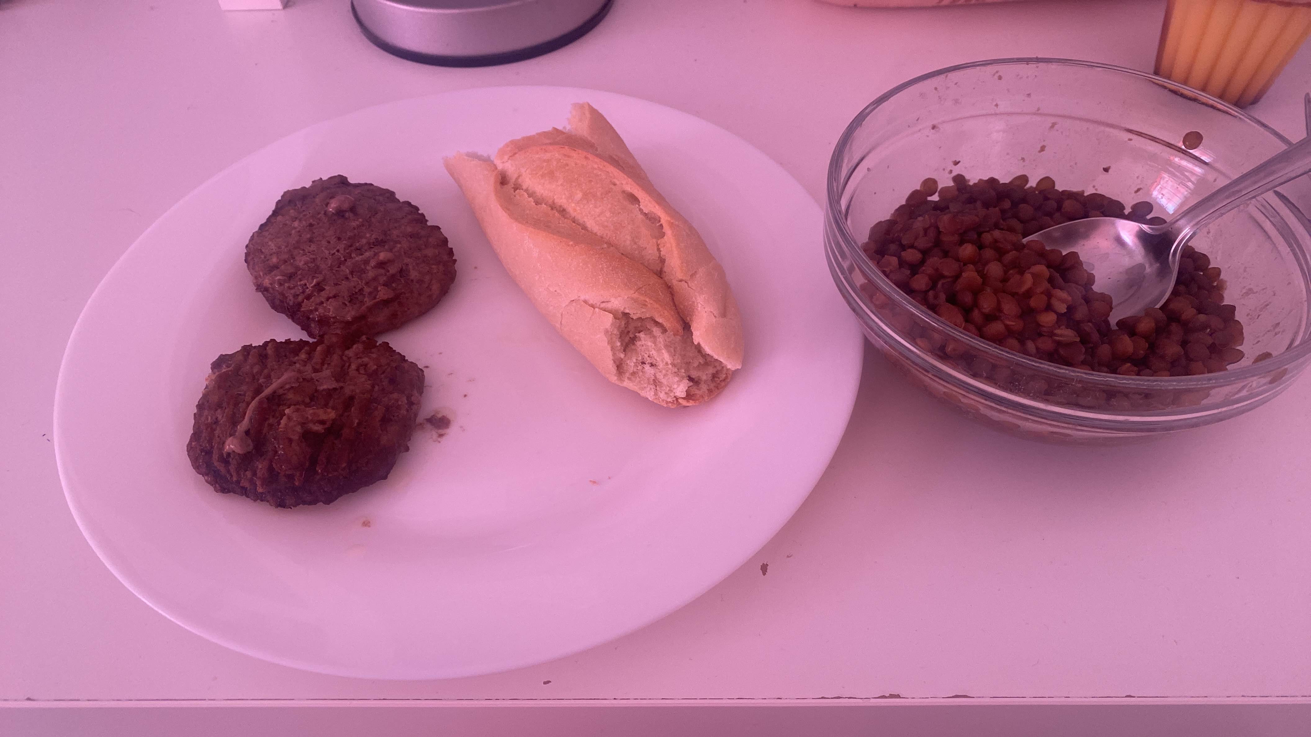 Steak haché avec lentilles