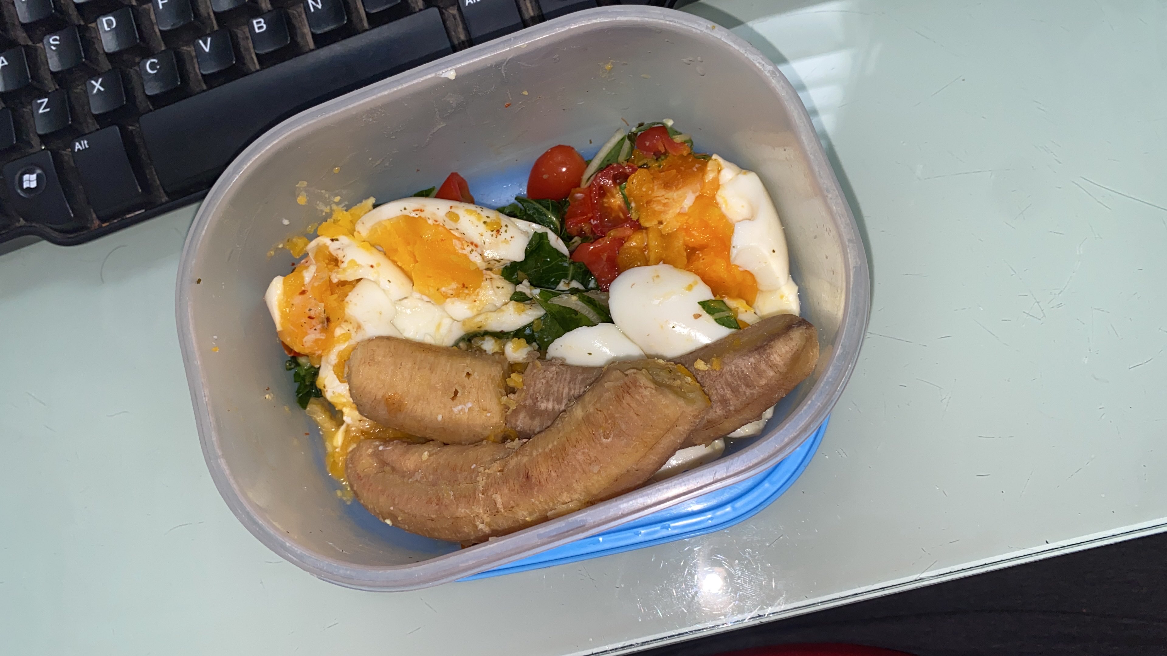 Huevos con plátano