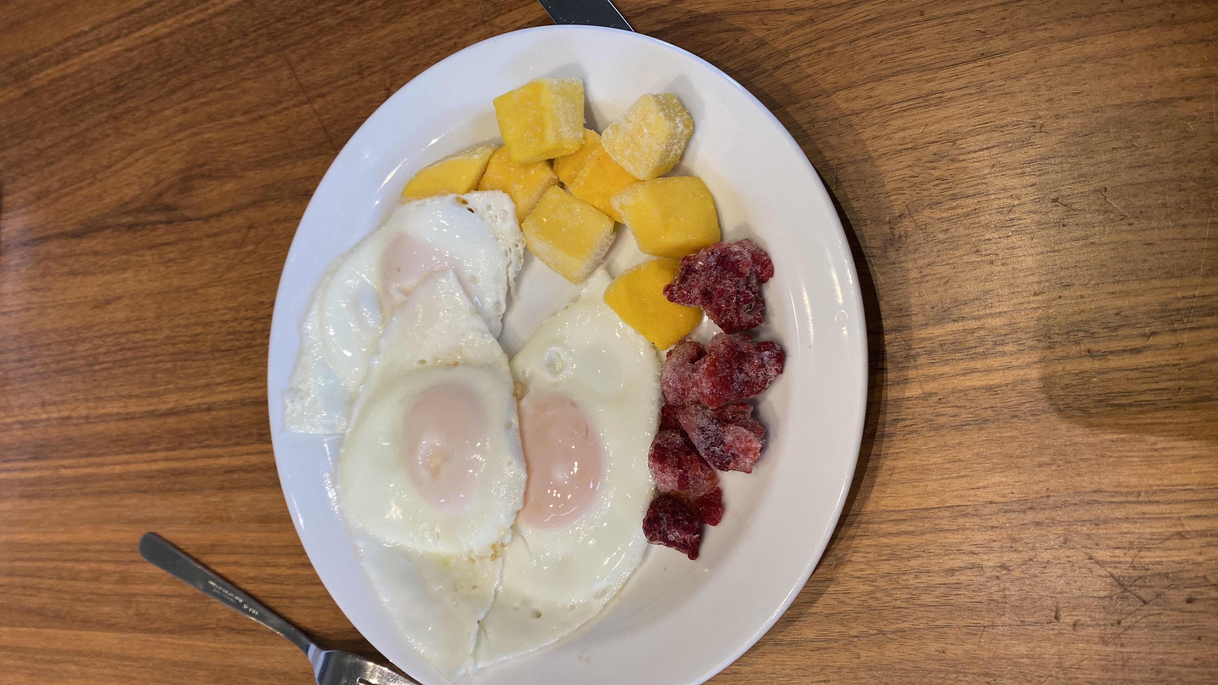 Eggs with Frozen Fruits
