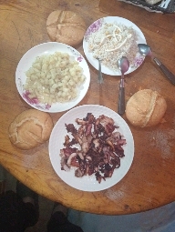 Bread with meat and pasta