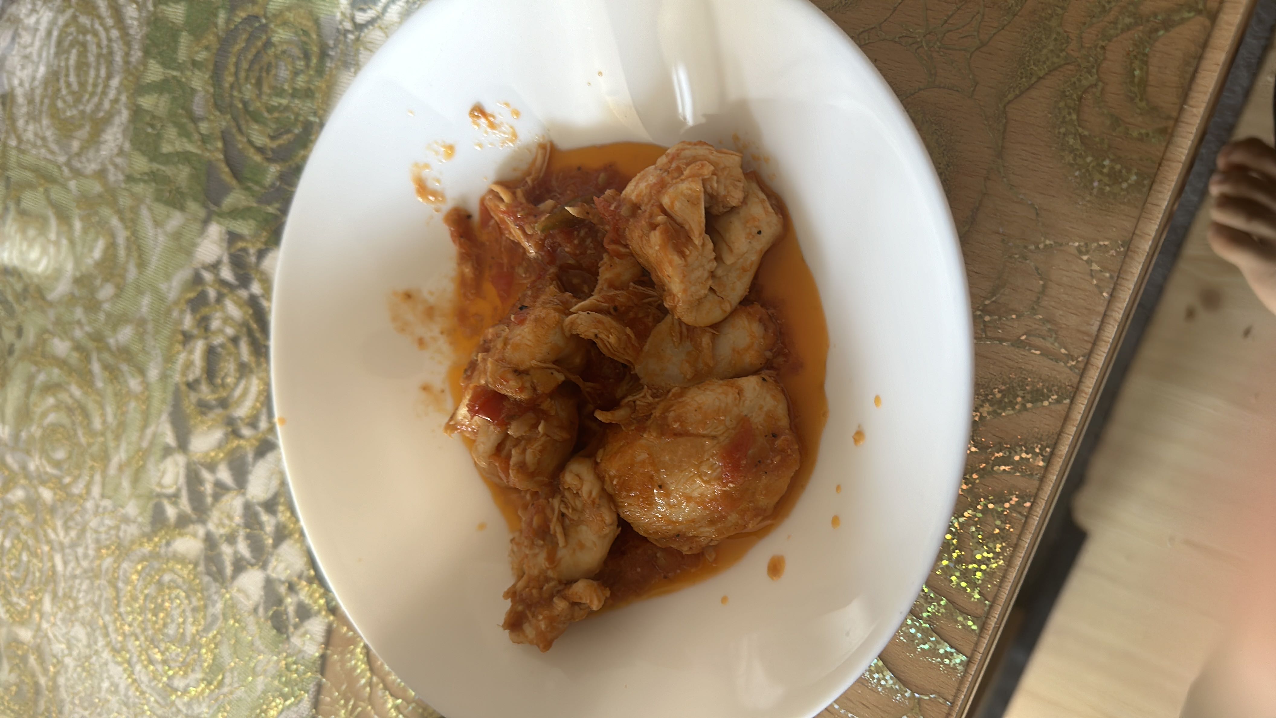 Hähnchen in Tomatensauce