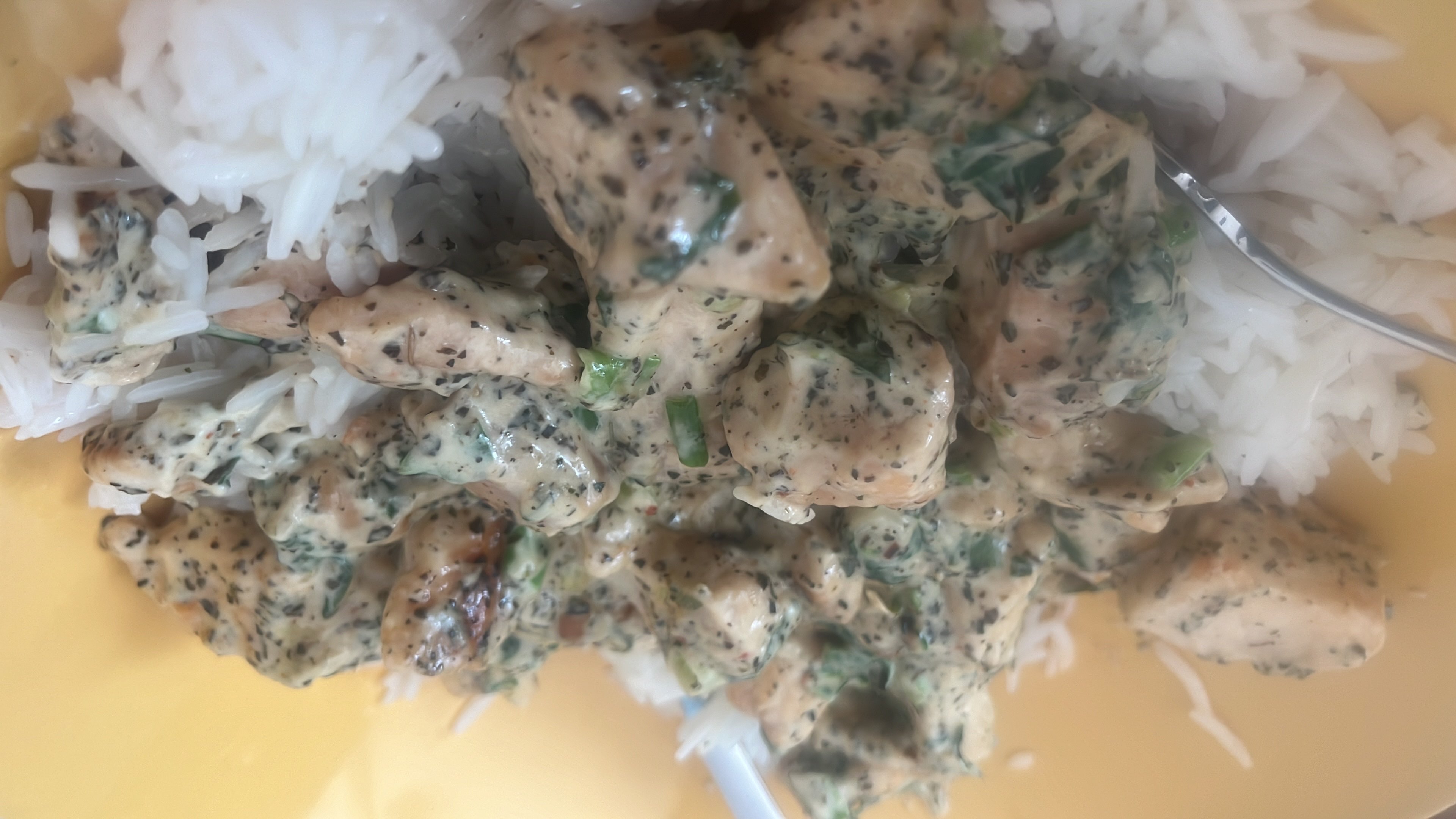 Kremalı Tavuklu Pilav