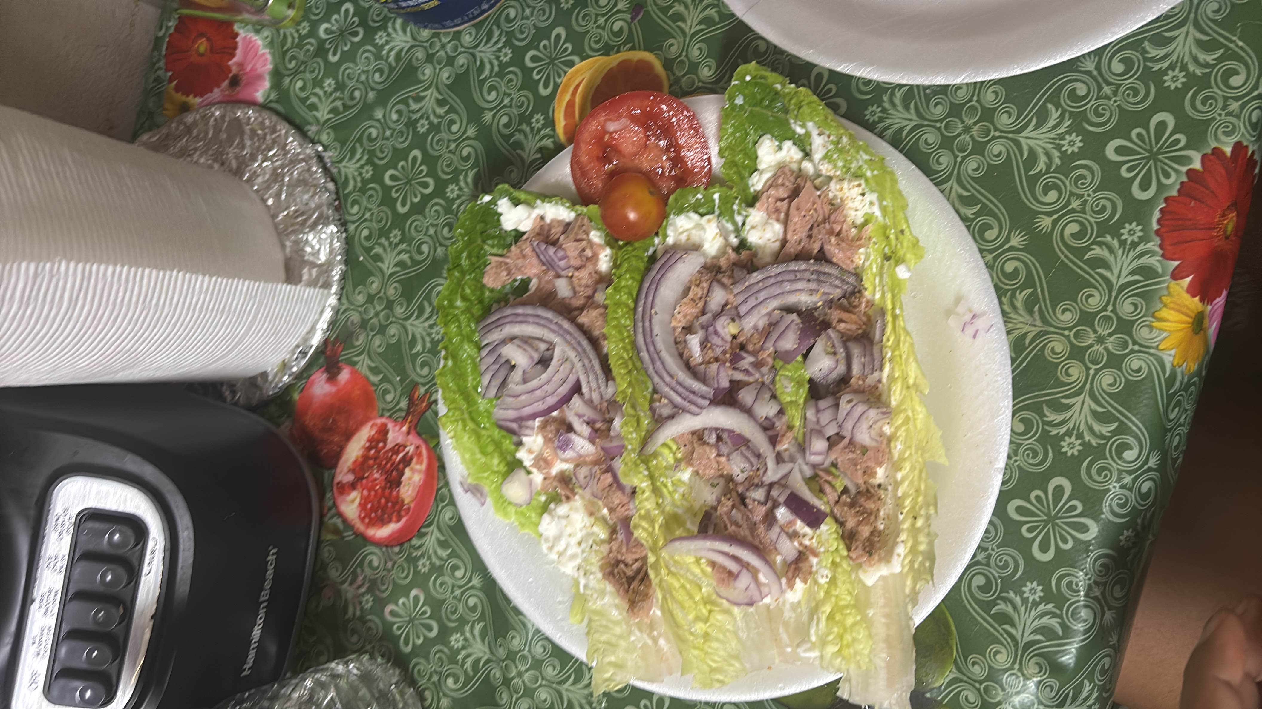 Ensalada de atún en lechuga