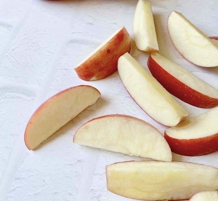 Sliced Apple