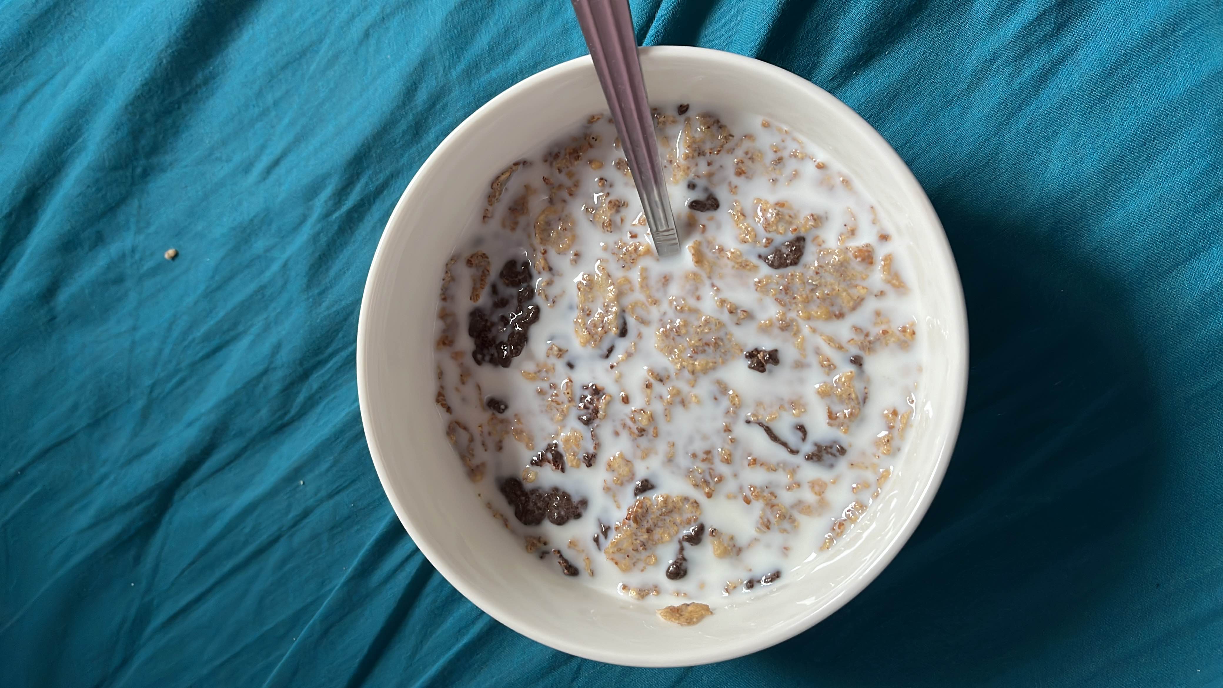 Δημητριακά με γάλα