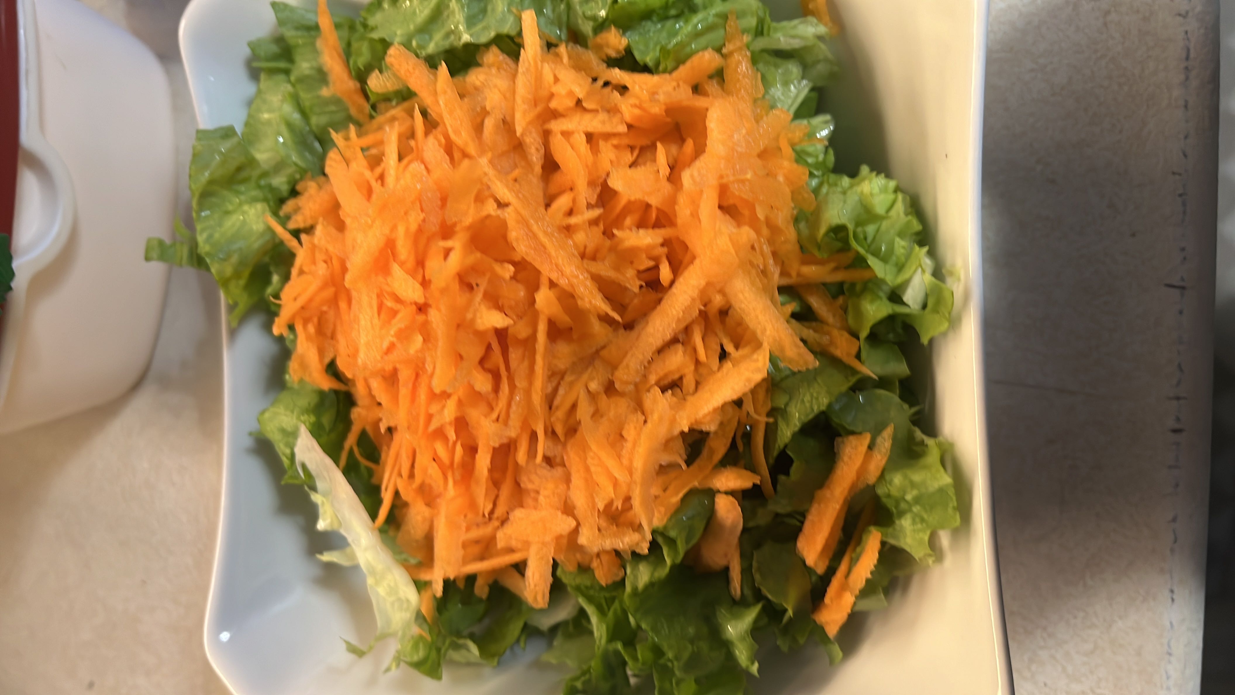 Havuçlu Yeşil Salata