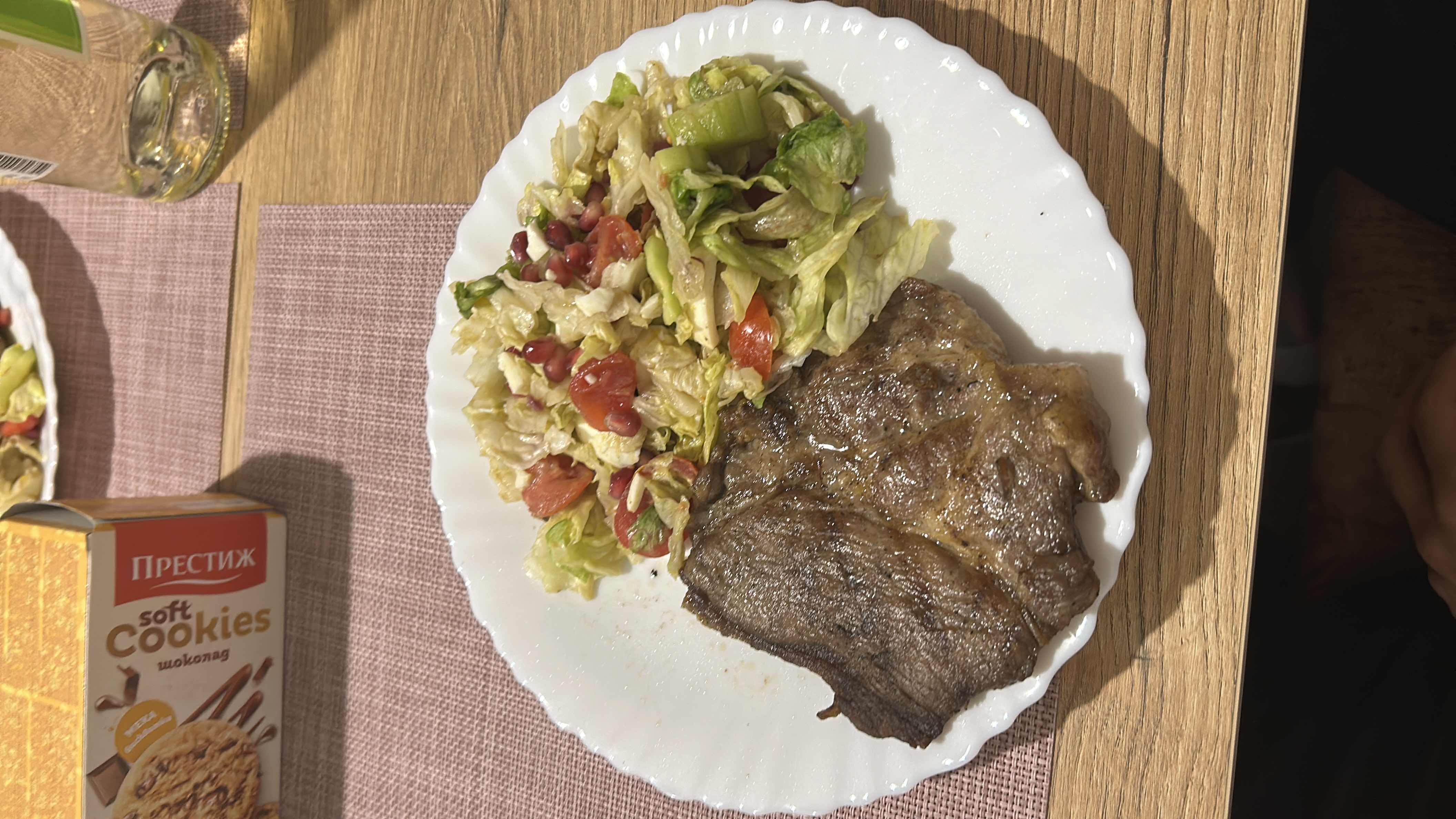 Grilled Steak with Salad