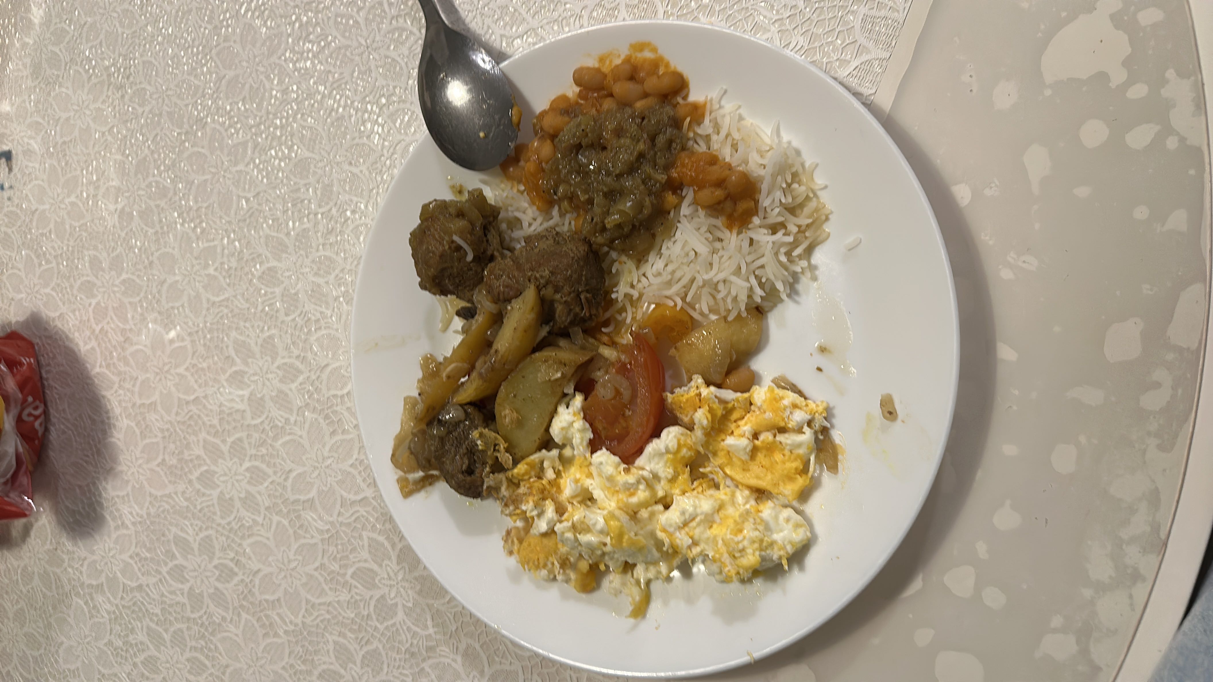 Rice with meat and eggs