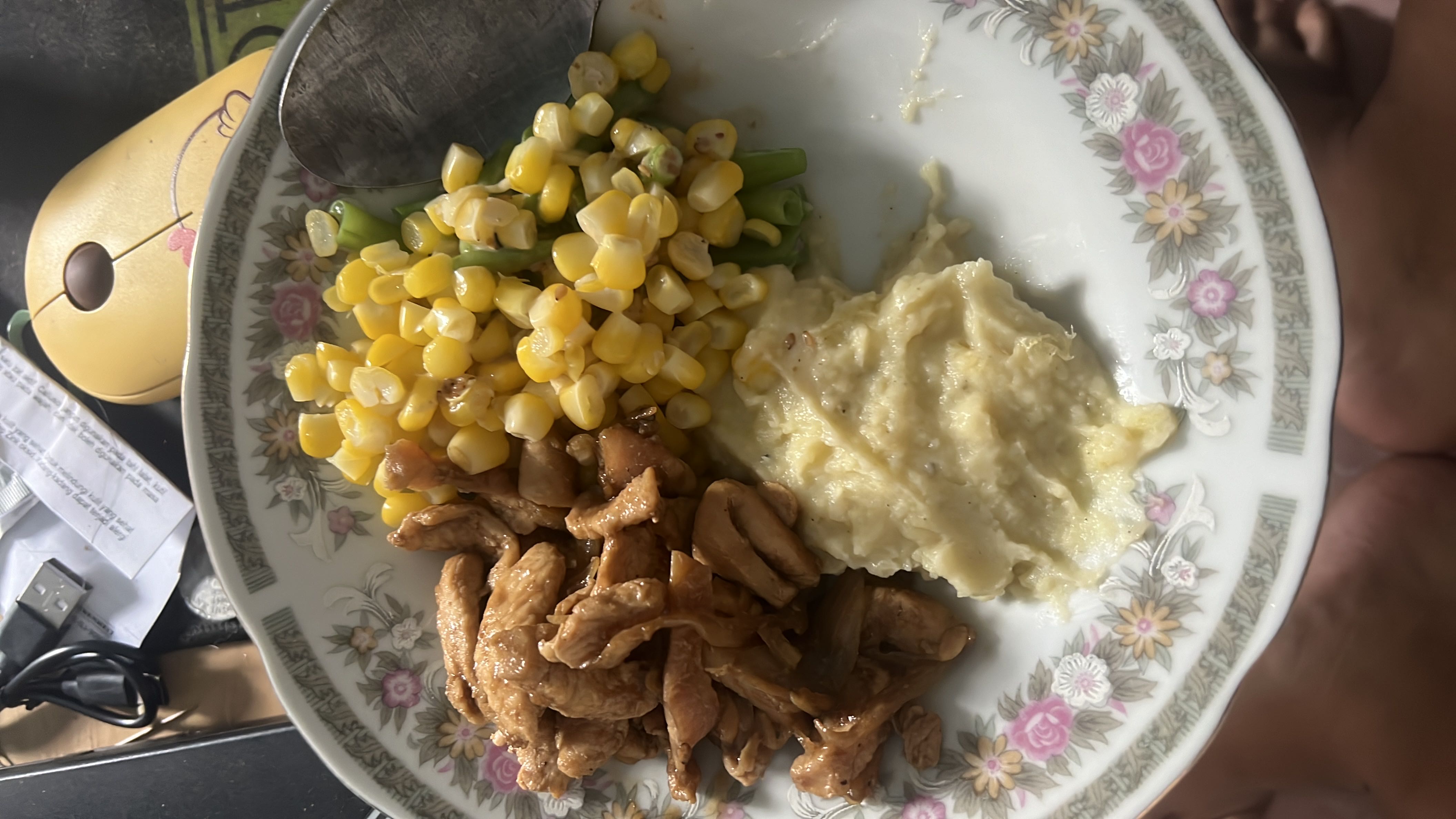 Ayam saus dengan sayur