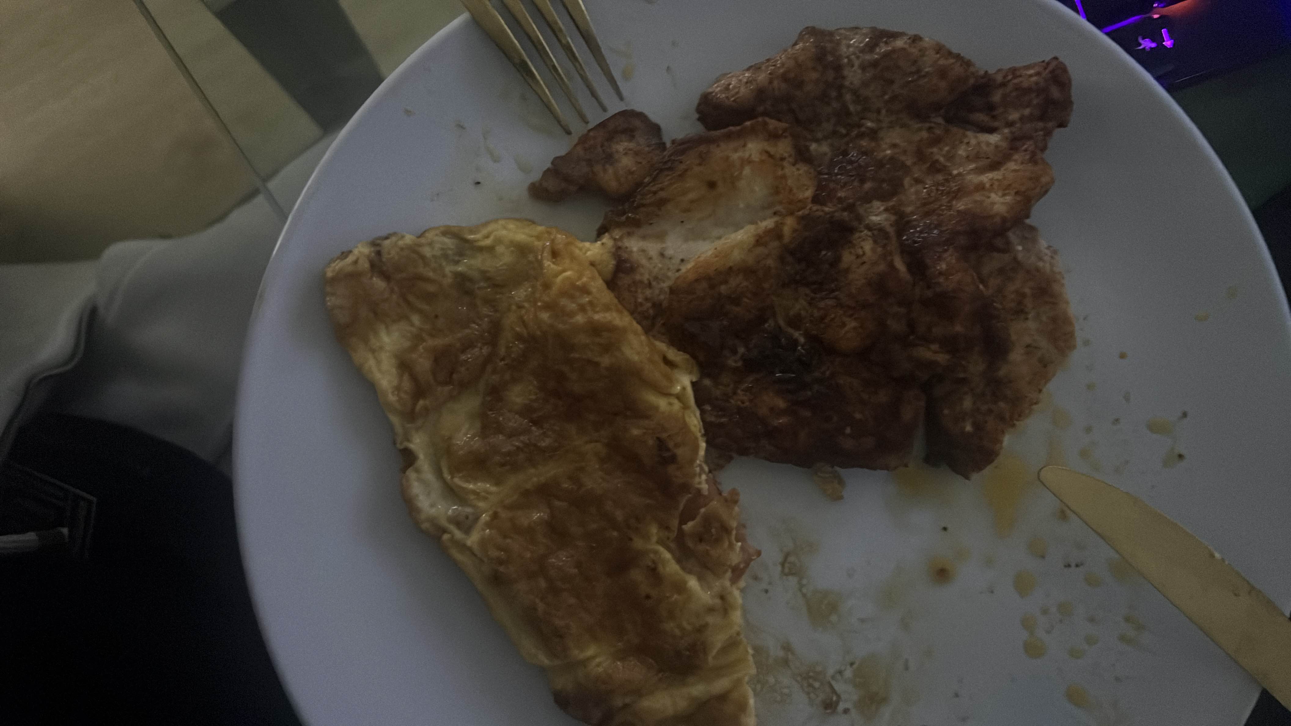 Frango com omelete