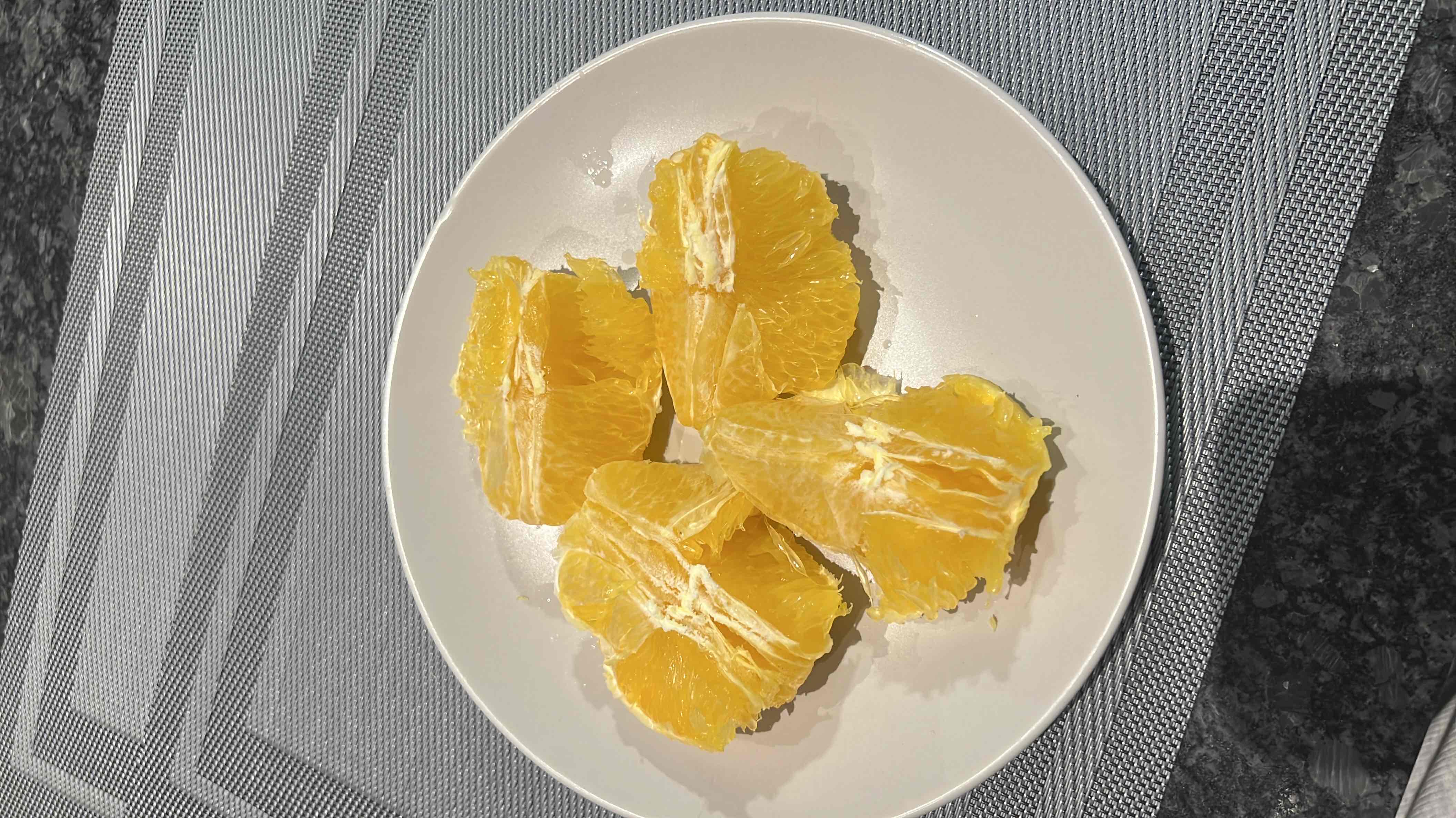 Fresh Orange Slices