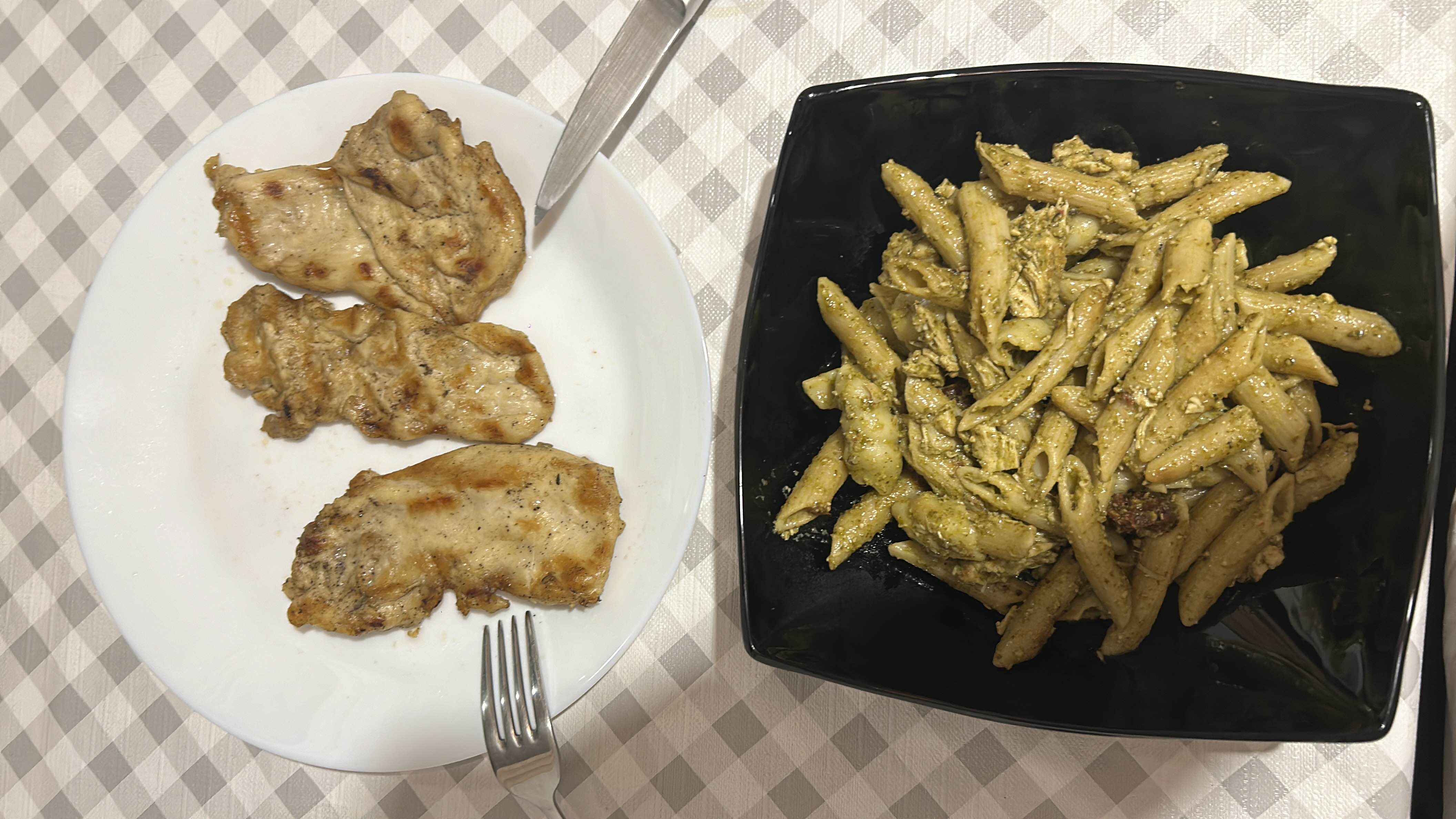 Grilled Chicken with Pesto Pasta