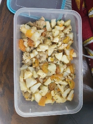 Salade de poulet et pommes