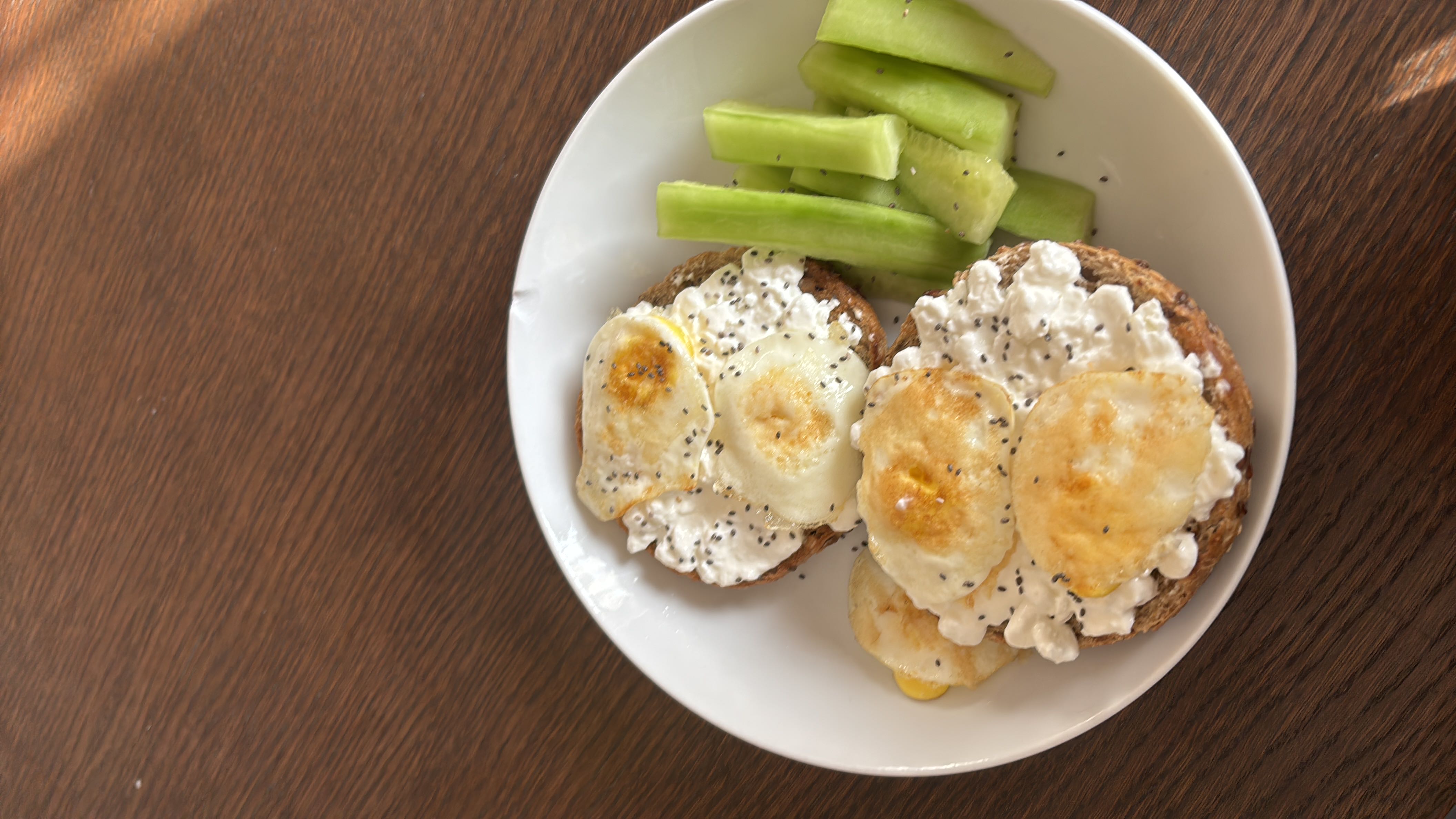 Tvarohový chlieb s vajcom