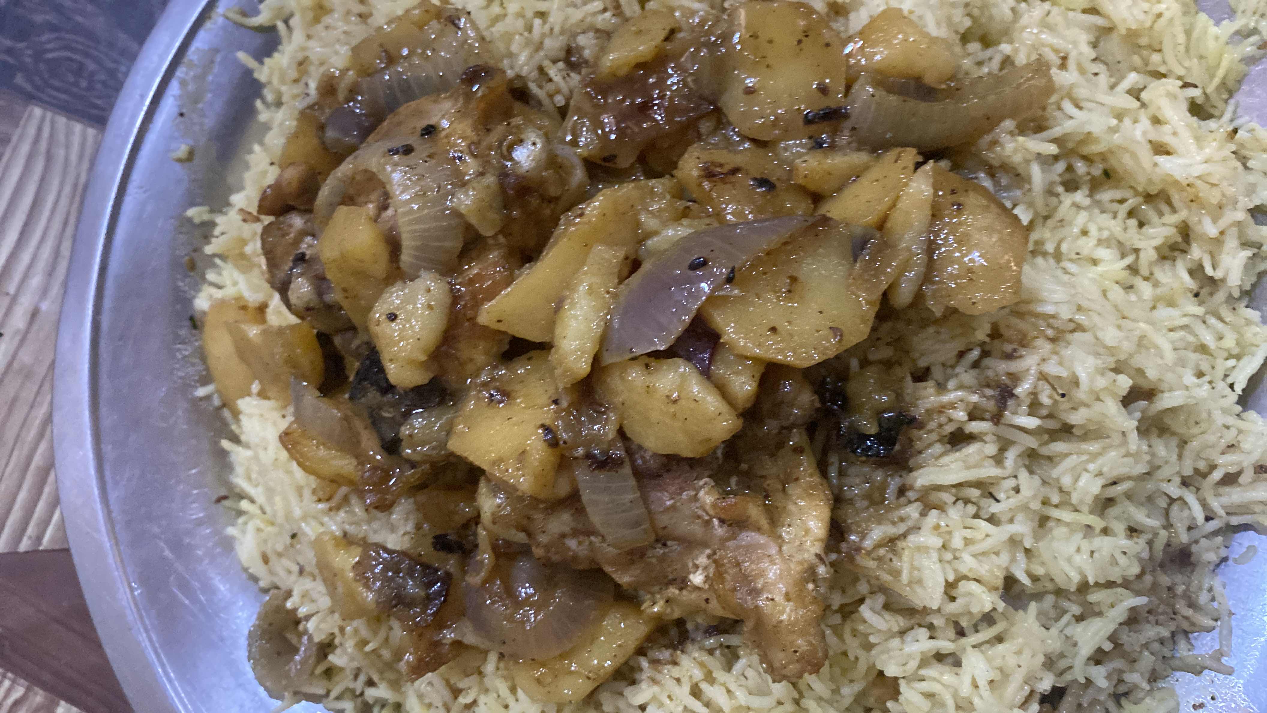 مقلوبة الدجاج