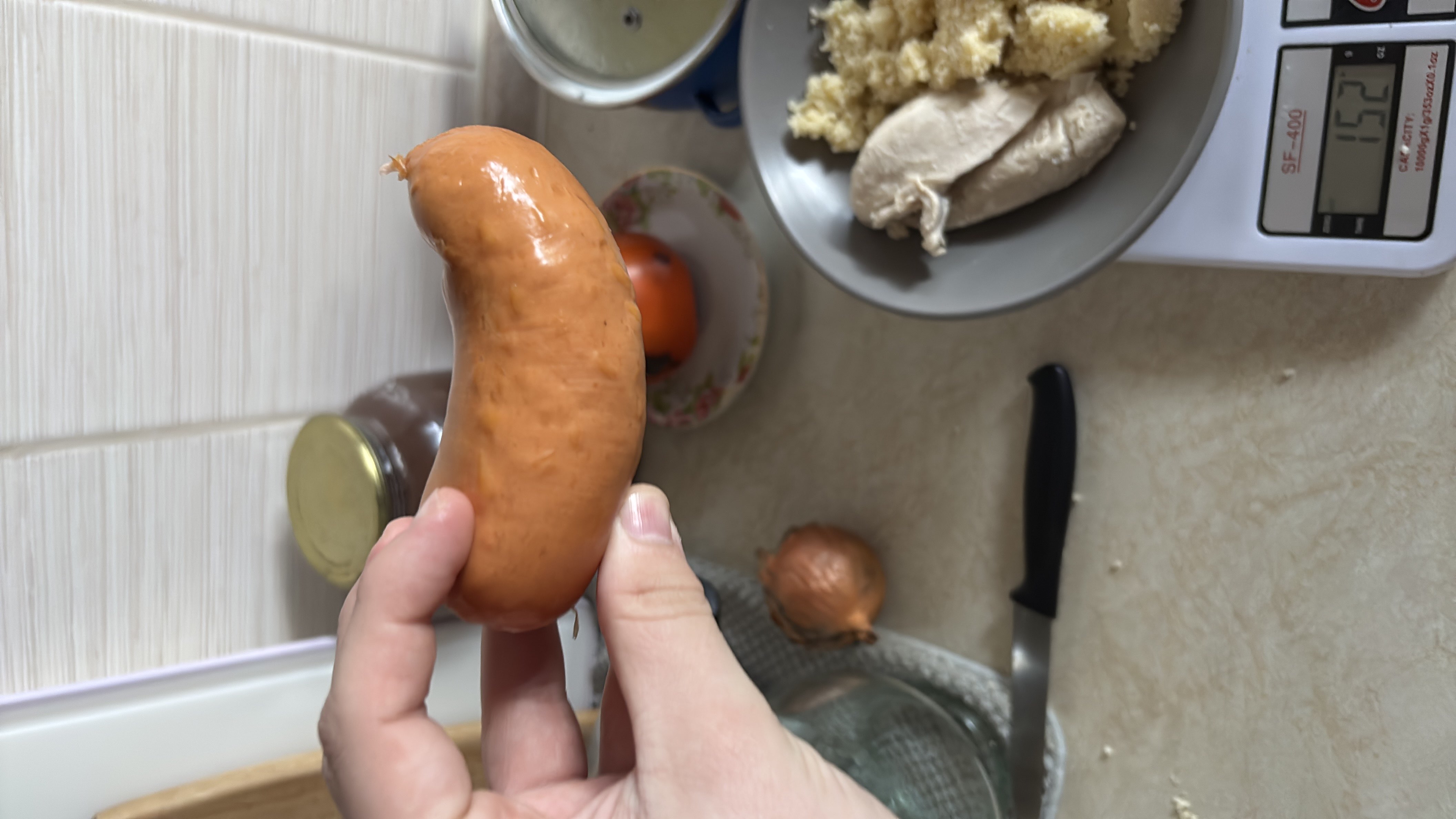 Курица с кашей и колбасой