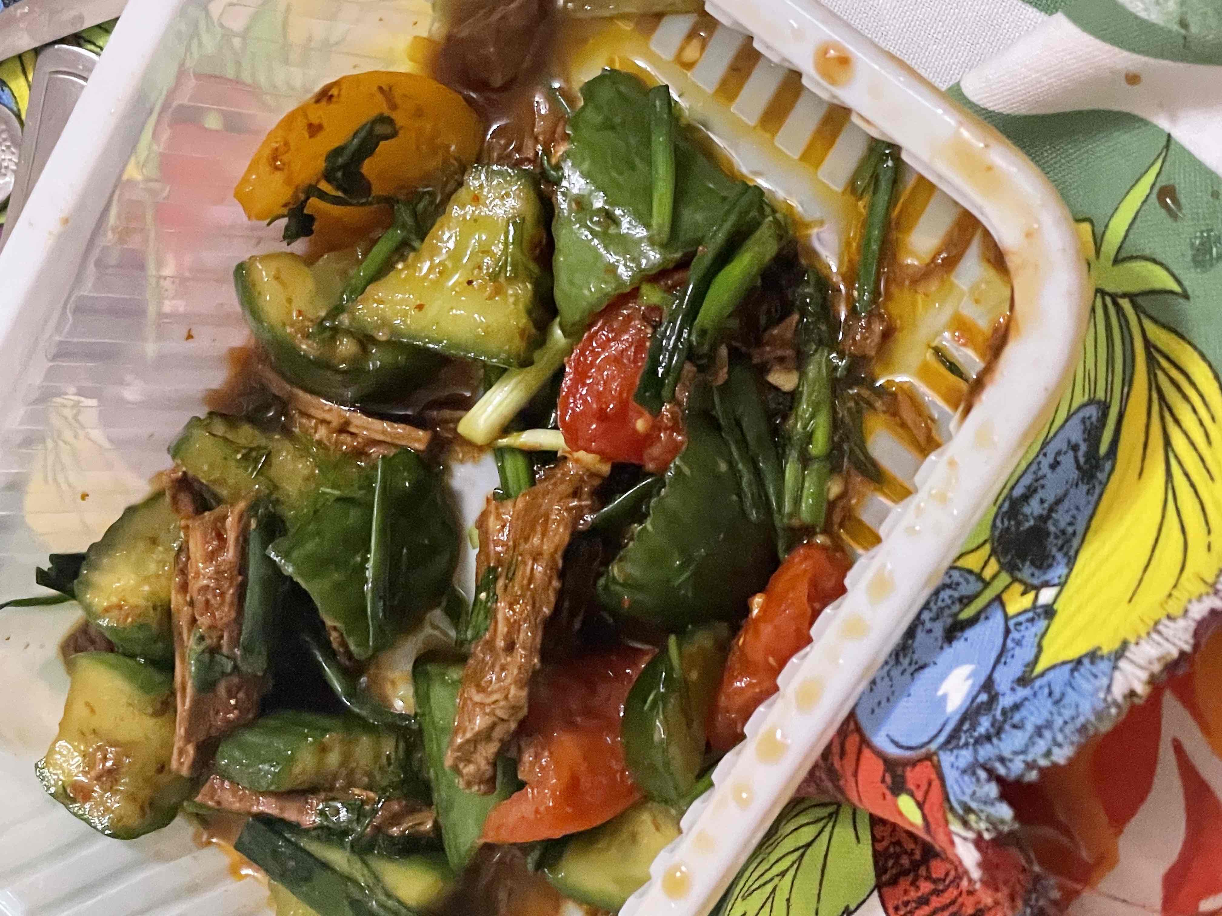 Острый говяжий салат