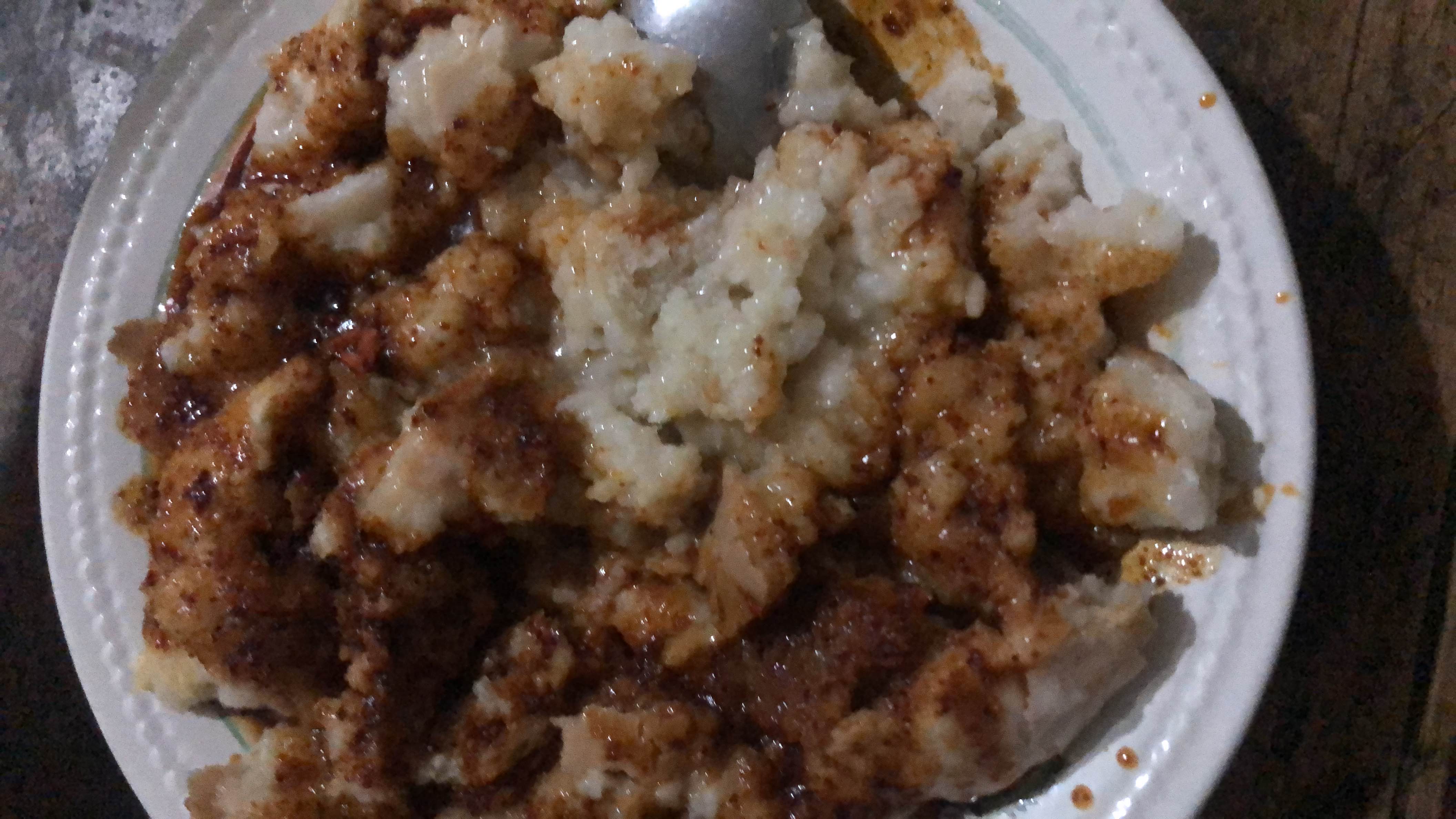 Mashed Cassava with Sauce