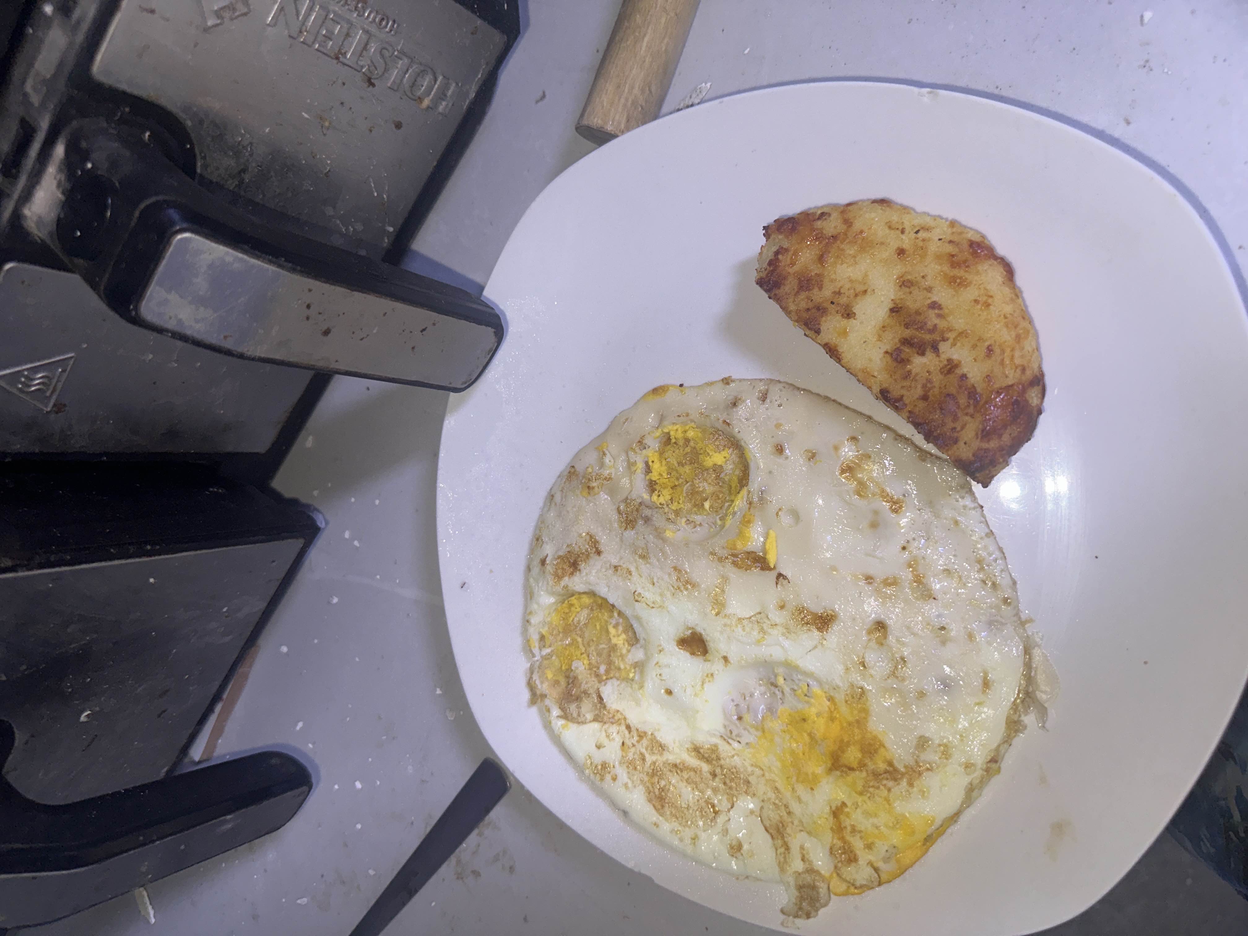 Fried Eggs with Hash Brown