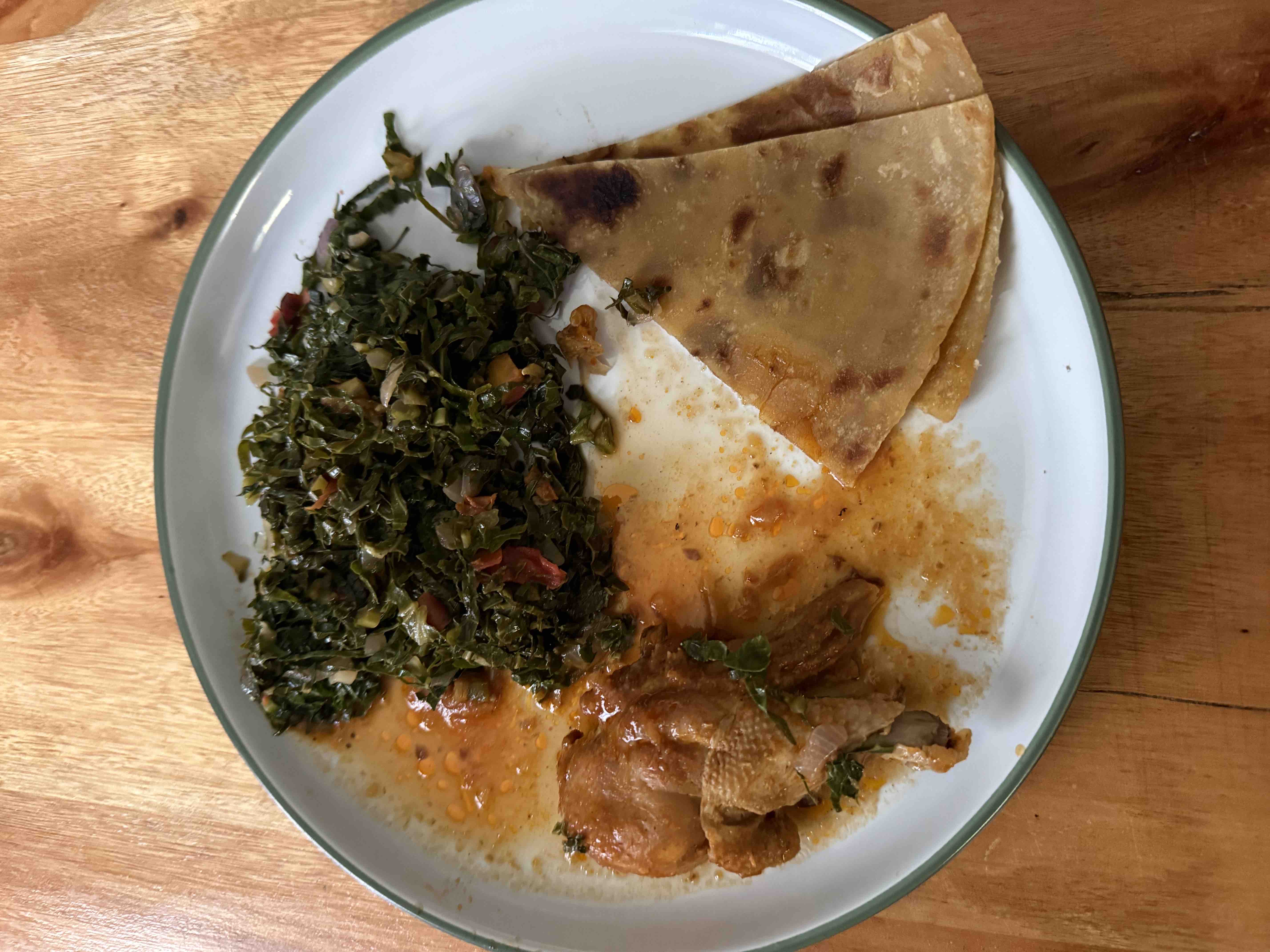 Курица с капустой и лепешкой