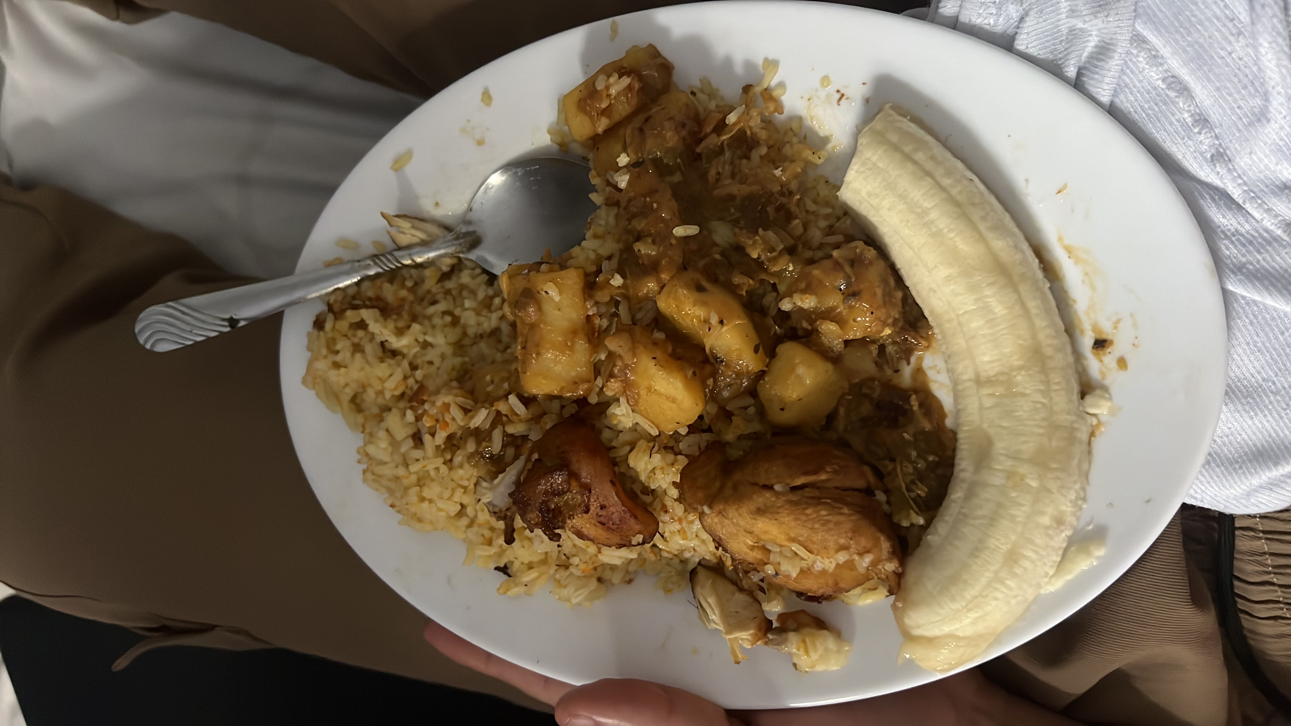 Arroz con pollo y plátano