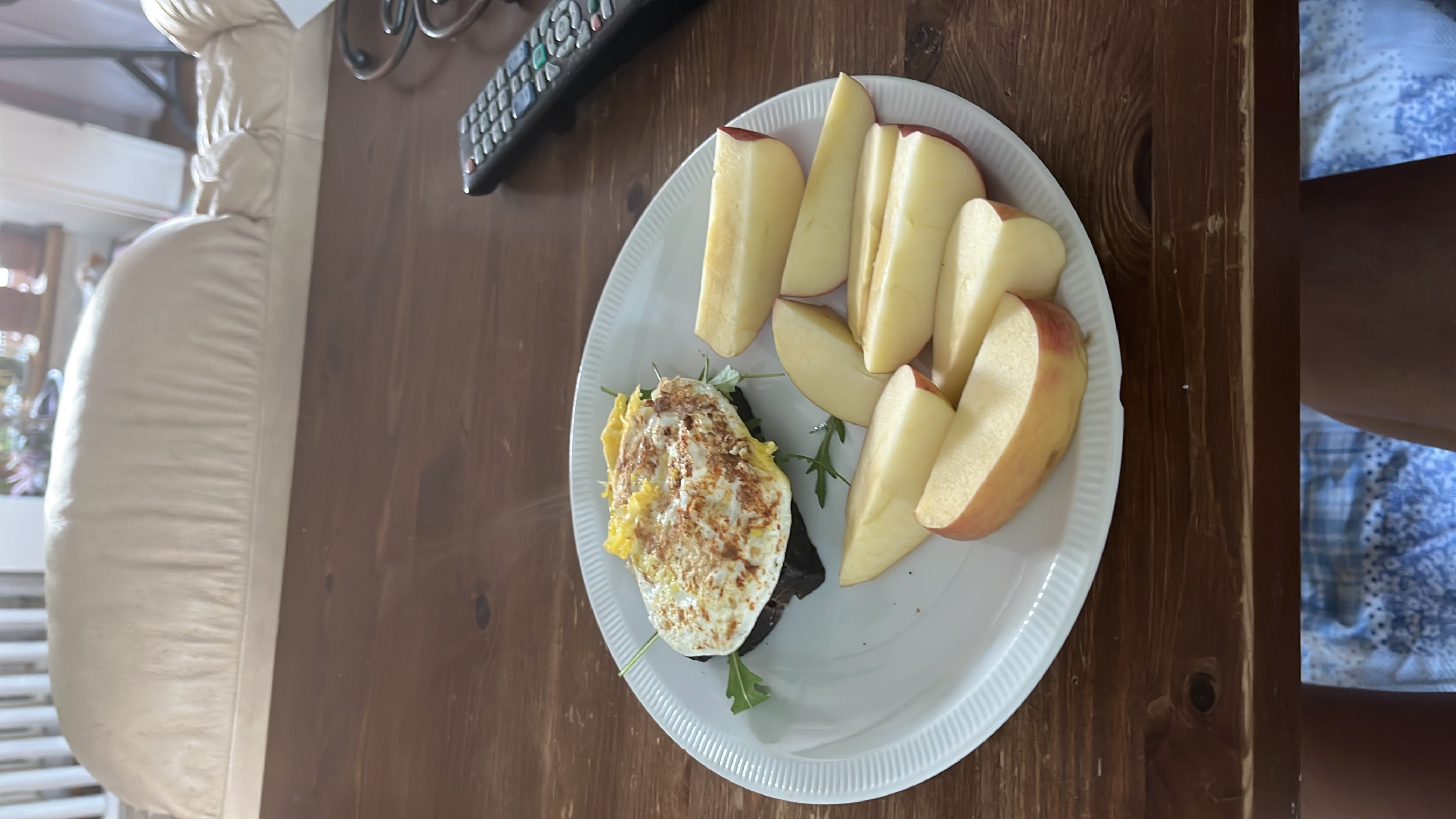 Egg Toast with Apple Slices